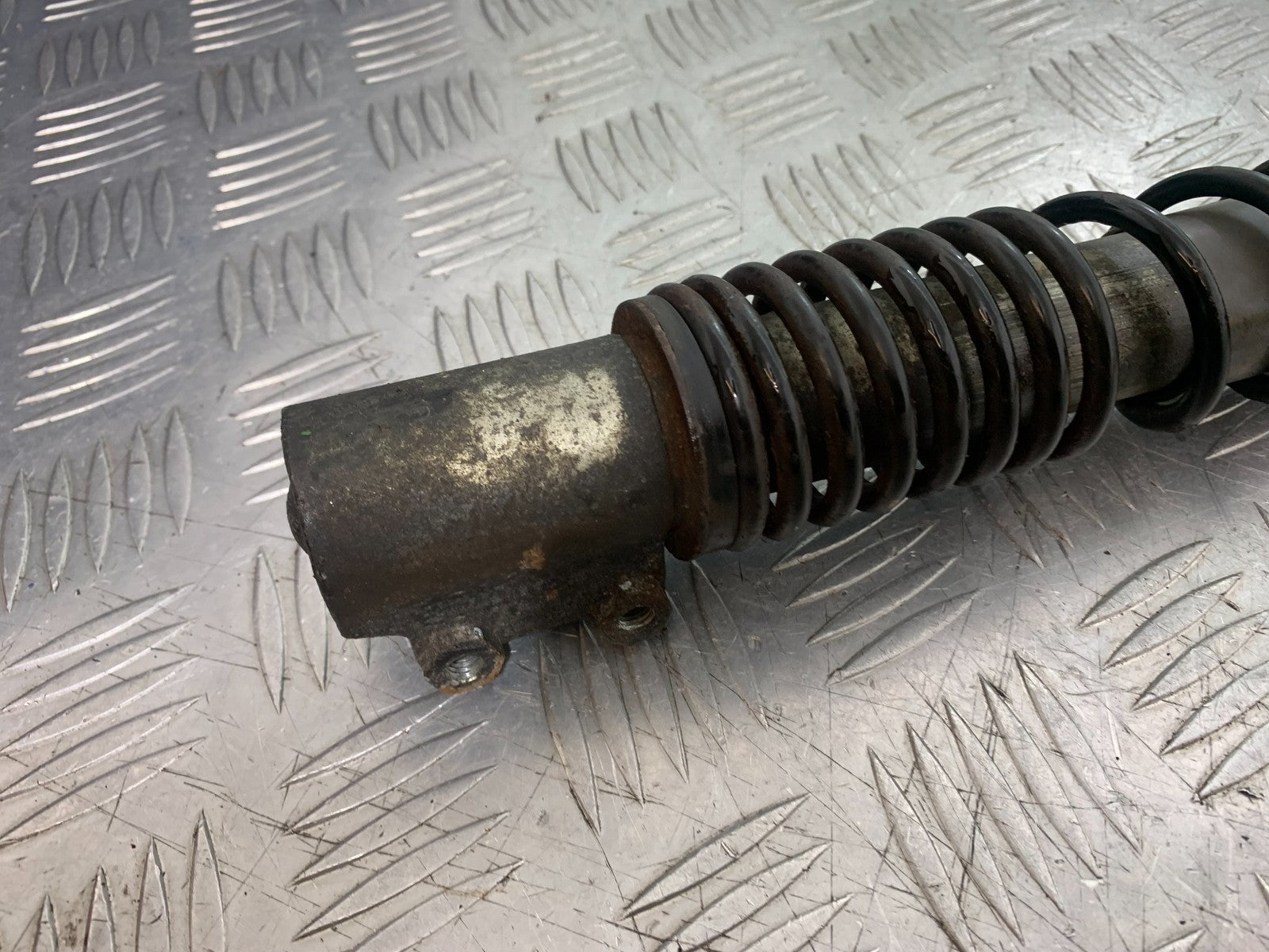 PIAGGIO VESPA GT125 L FRONT SHOCK  YEAR 2003 (CMB1300)