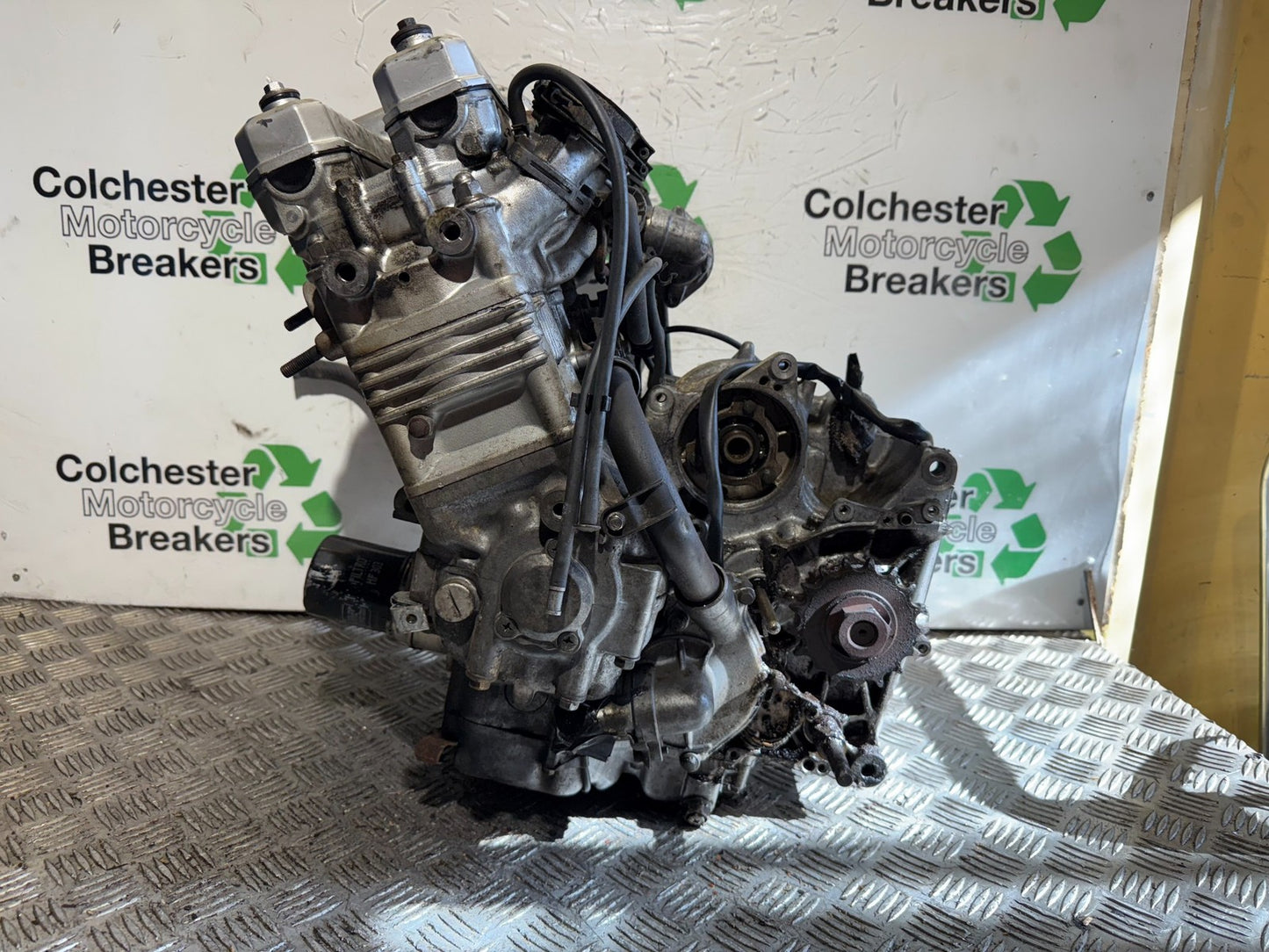 YAMAHA YZF1000 YZF 1000 THUNDERACE 4SV ENGINE YEAR 1997-2000 (CMB1204)