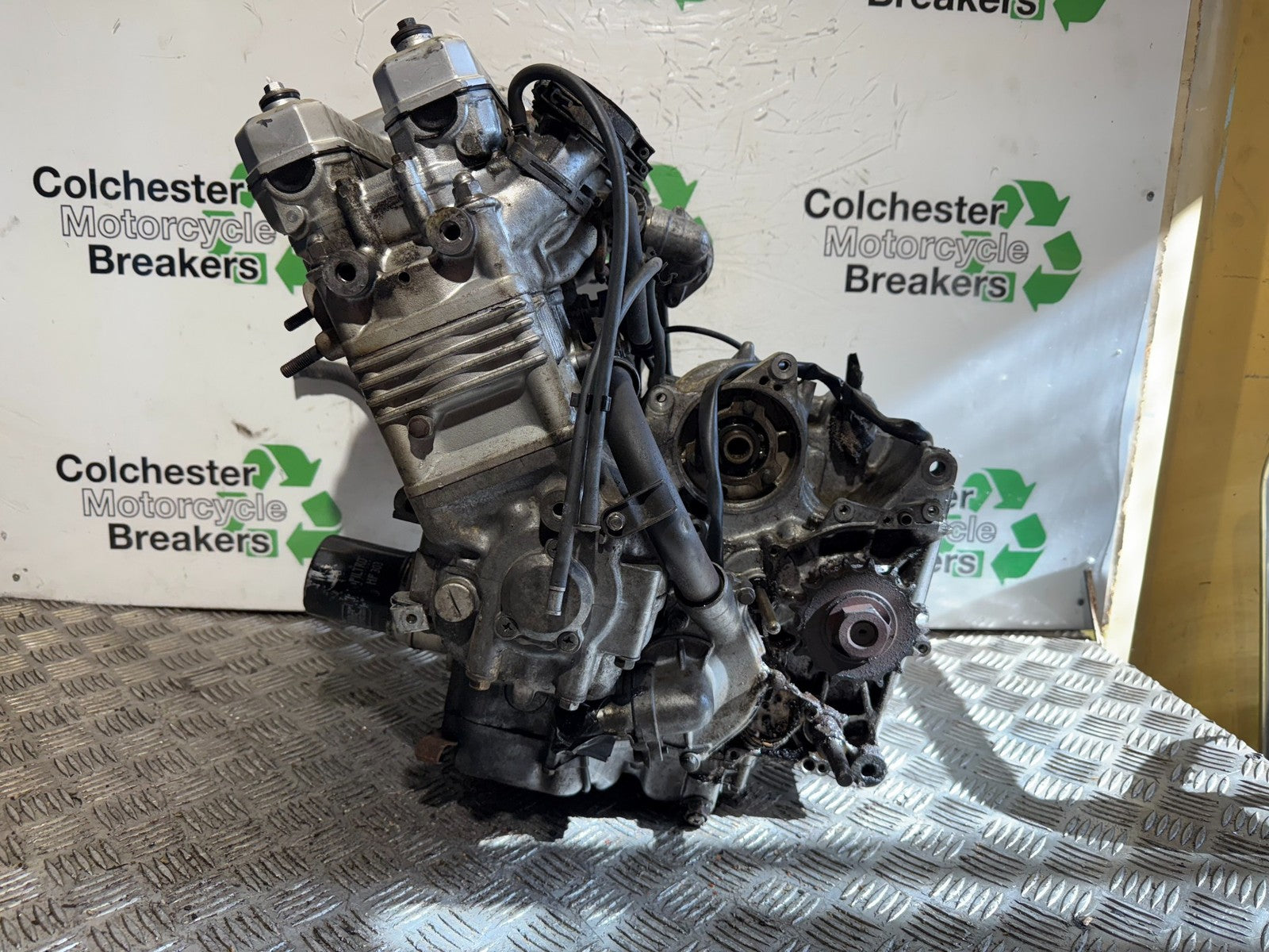 YAMAHA YZF1000 YZF 1000 THUNDERACE 4SV ENGINE YEAR 1997-2000 (CMB1204)