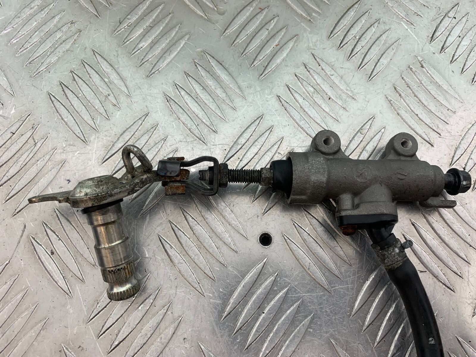 HONDA CRF1000 (DCT) AFRICA TWIN REAR MASTER CYLINDER  YEAR 2017 (CMB1030)