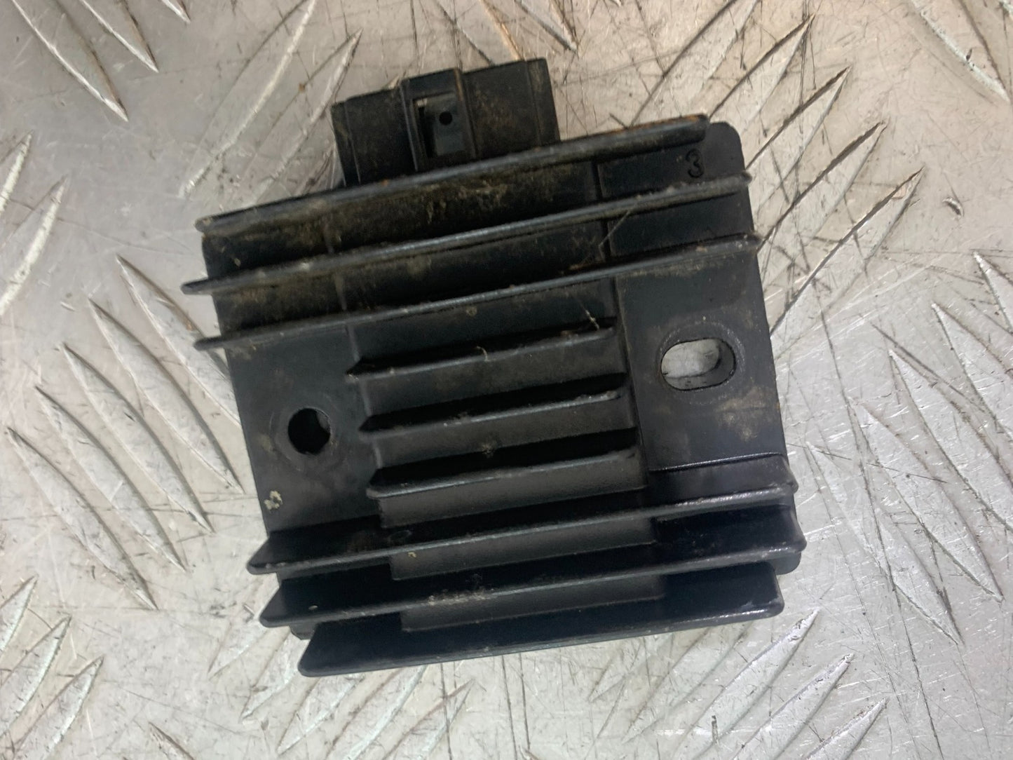YAMAHA YS125 YS 125 REGULATOR   YEAR 2017-2021 (CMB1321)