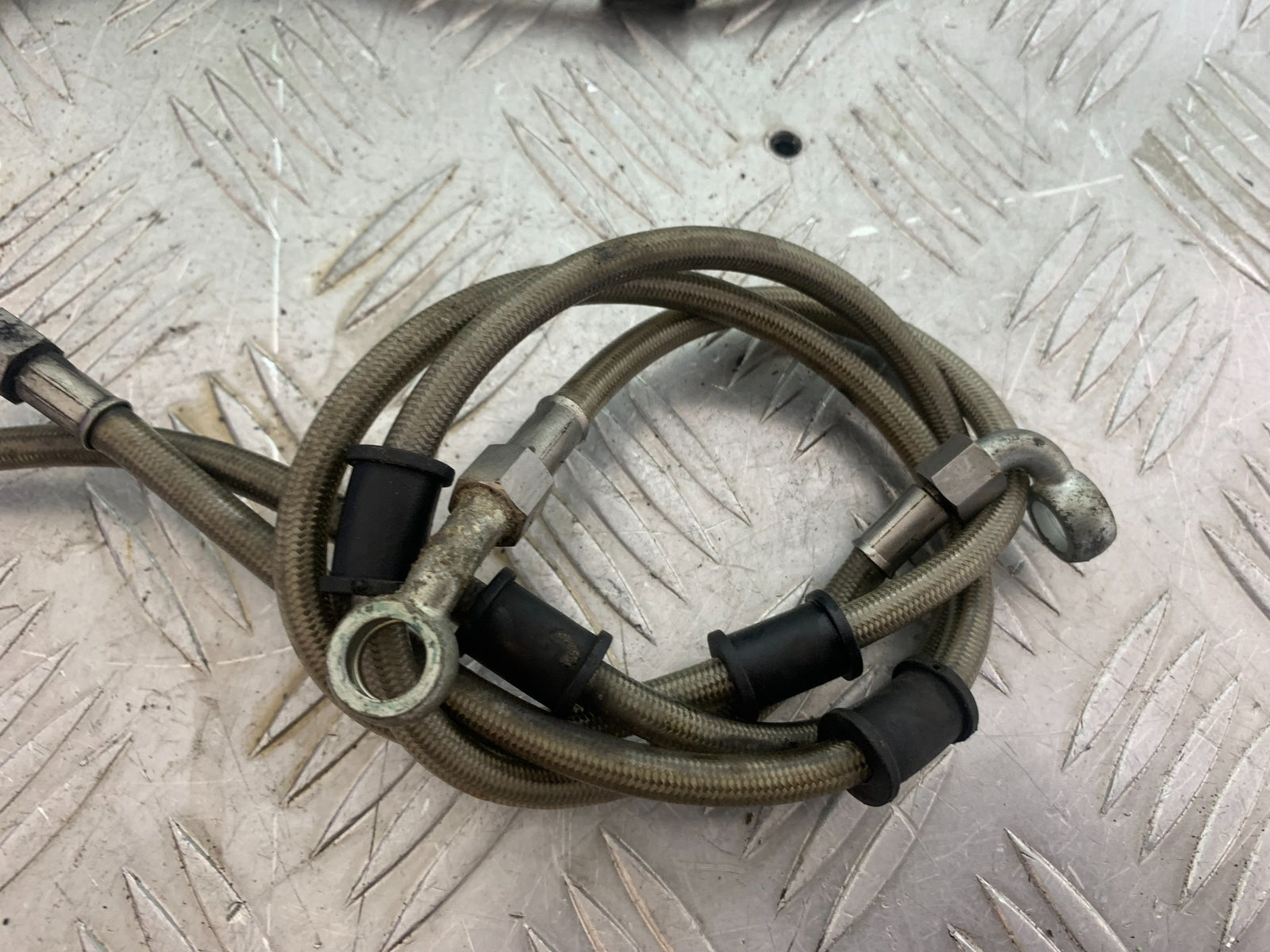 YAMAHA YZF R1 FRONT AND REAR BRAIDED BRAKE LINES   YEAR 2004-2006 (CMB1155)