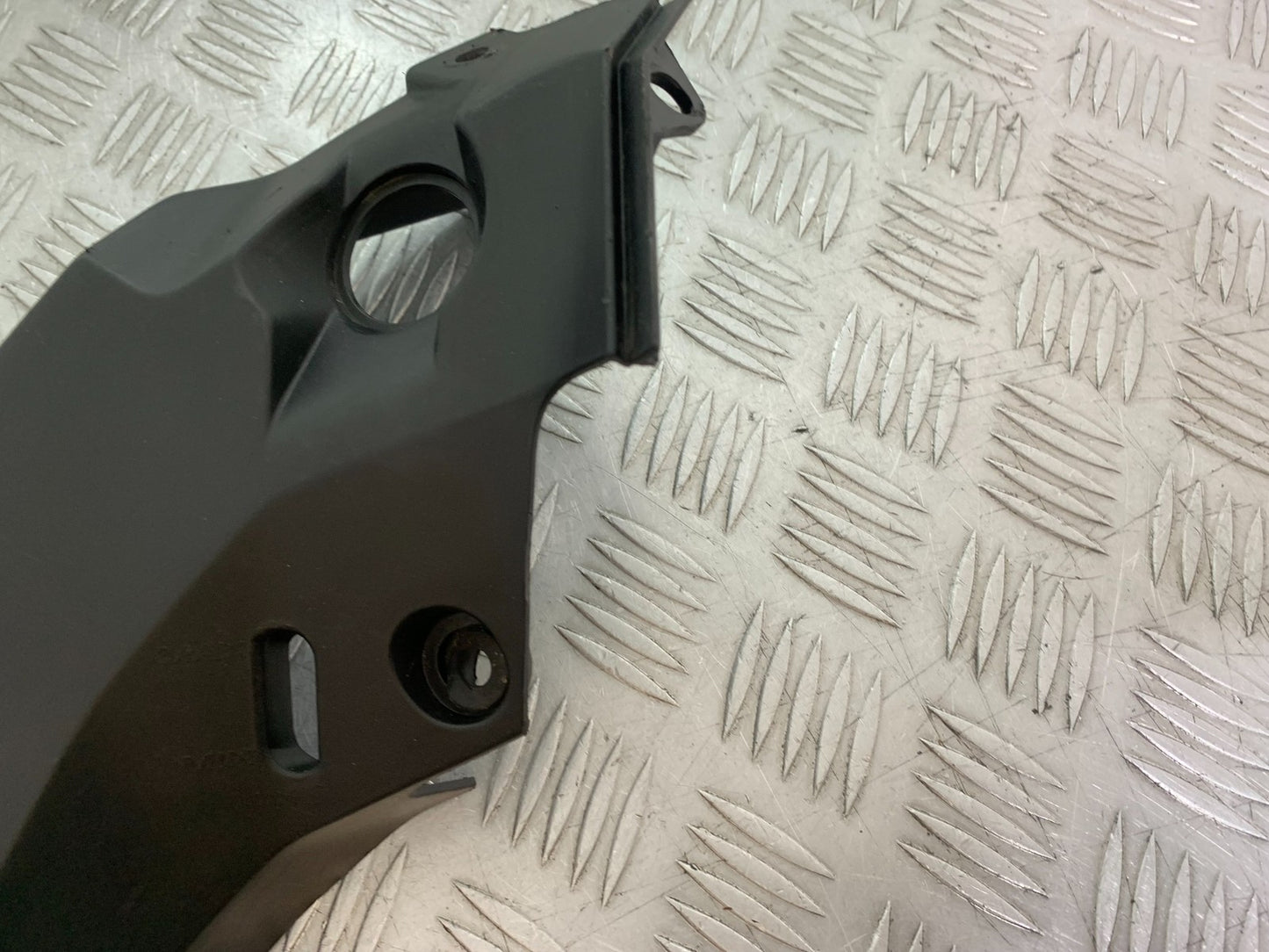 KTM DUKE 390 INFILL PANEL   YEAR 2017- 2023 (CMB1314)