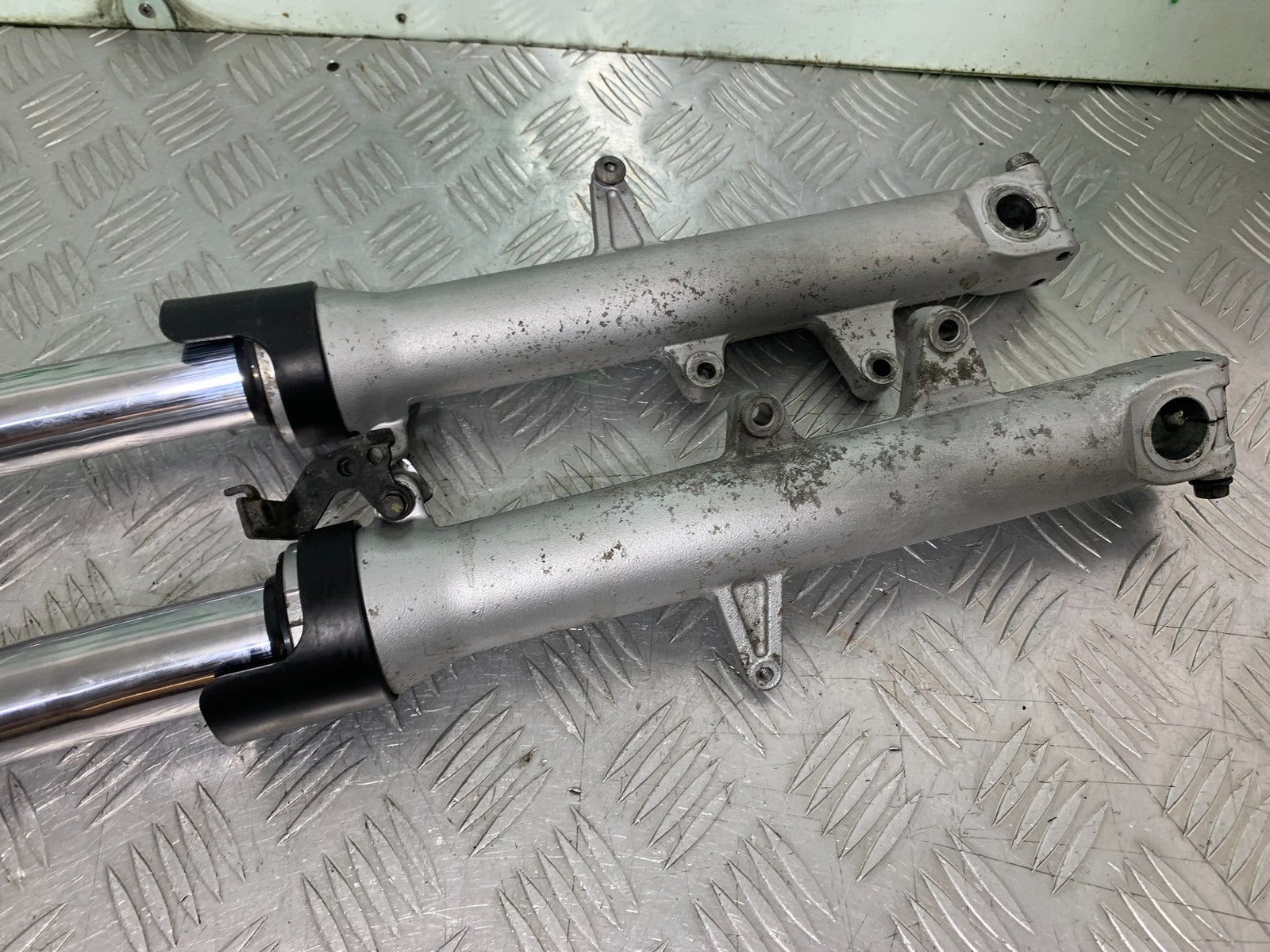 HONDA NT 700 V DEAUVILLE FORKS (BENT)  YEAR 2006-2010 (CMB1298)