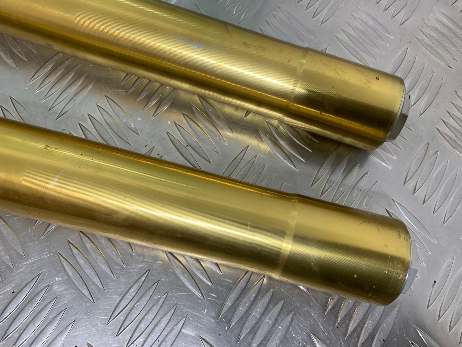 TRIUMPH TIGER 800 XC FORKS  YEAR 2011-2014 (CMB1022)