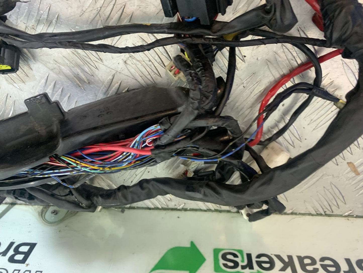 YAMAHA YZF R1 14 B BIG BANG WIRING LOOM  2009-11 (CMB1175)
