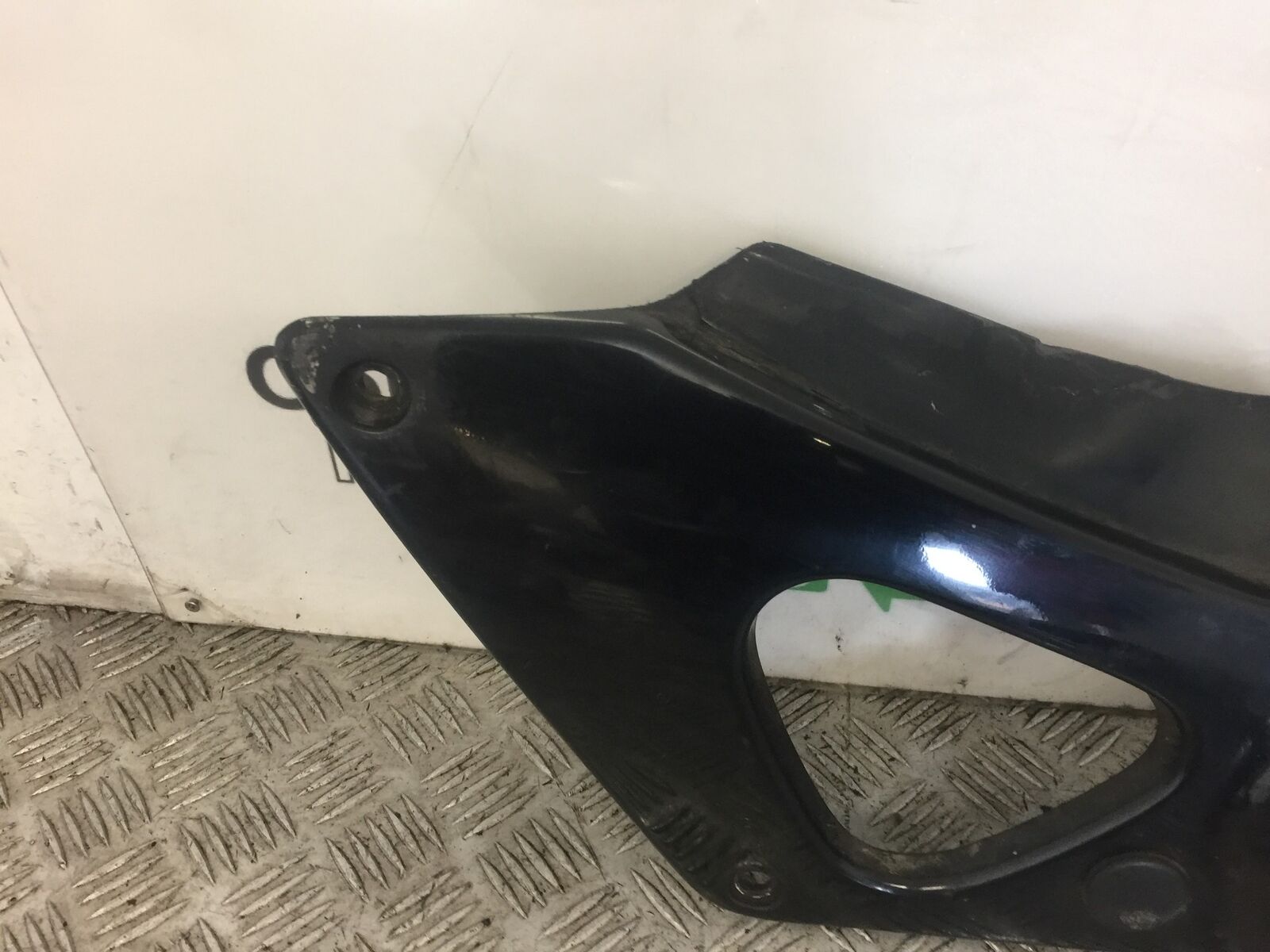 HONDA XL1000 VARADERO LEFT SIDE PANEL YEAR 2000 (STOCK 343)