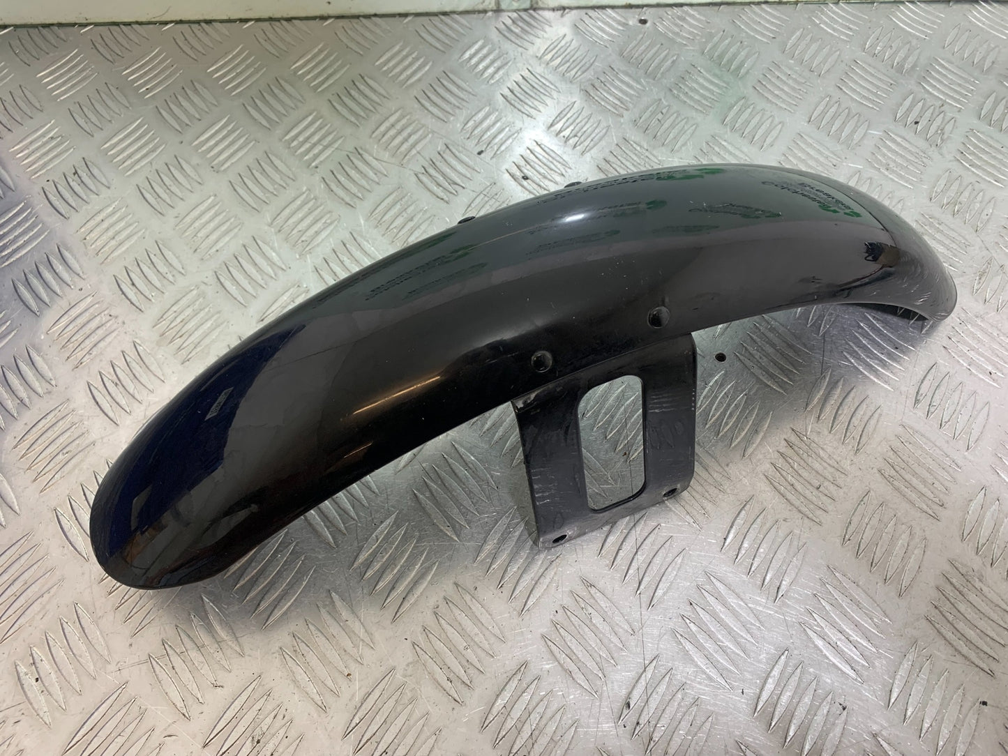 HARLEY DAVIDSON FXS BLACKLINE 1585 FRONT MUDGUARD  YEAR 2012 (CMB1147)