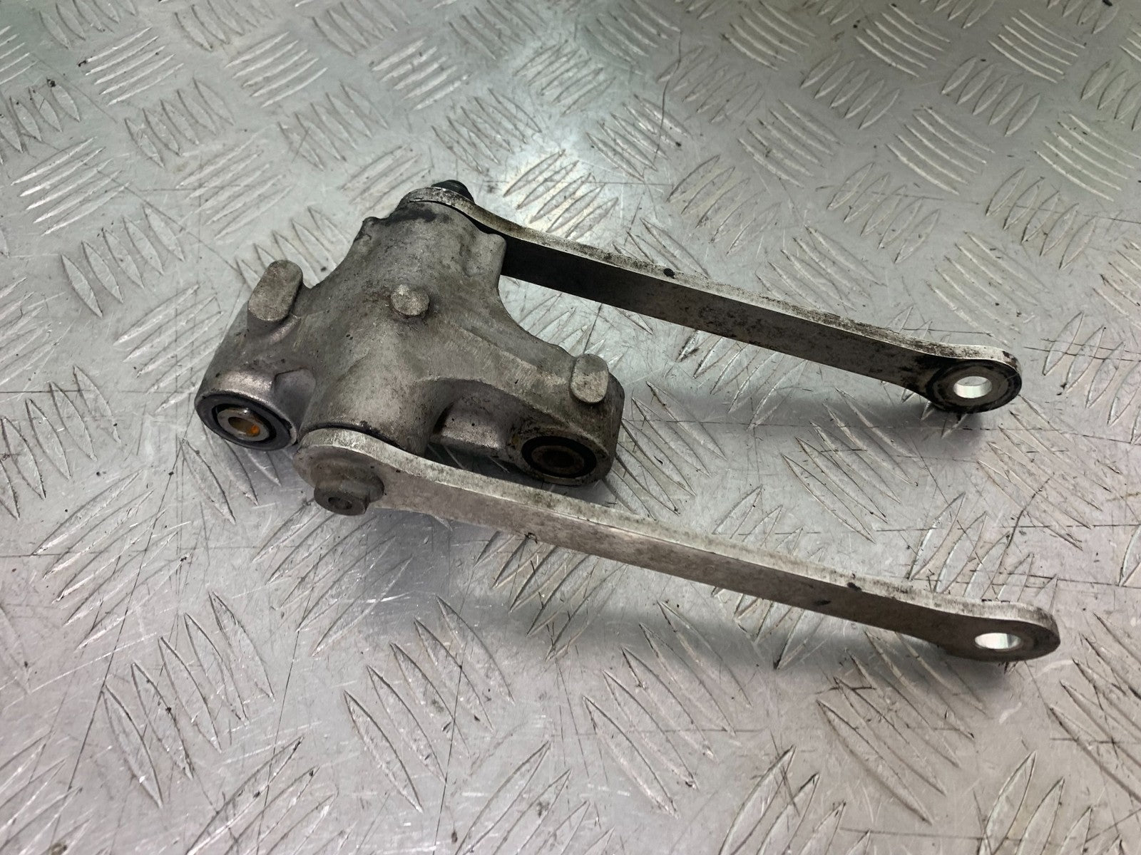 KAWASAKI ZX10R ZX10 R REAR SHOCK LINKAGE   2008-2010 (CMB1206)