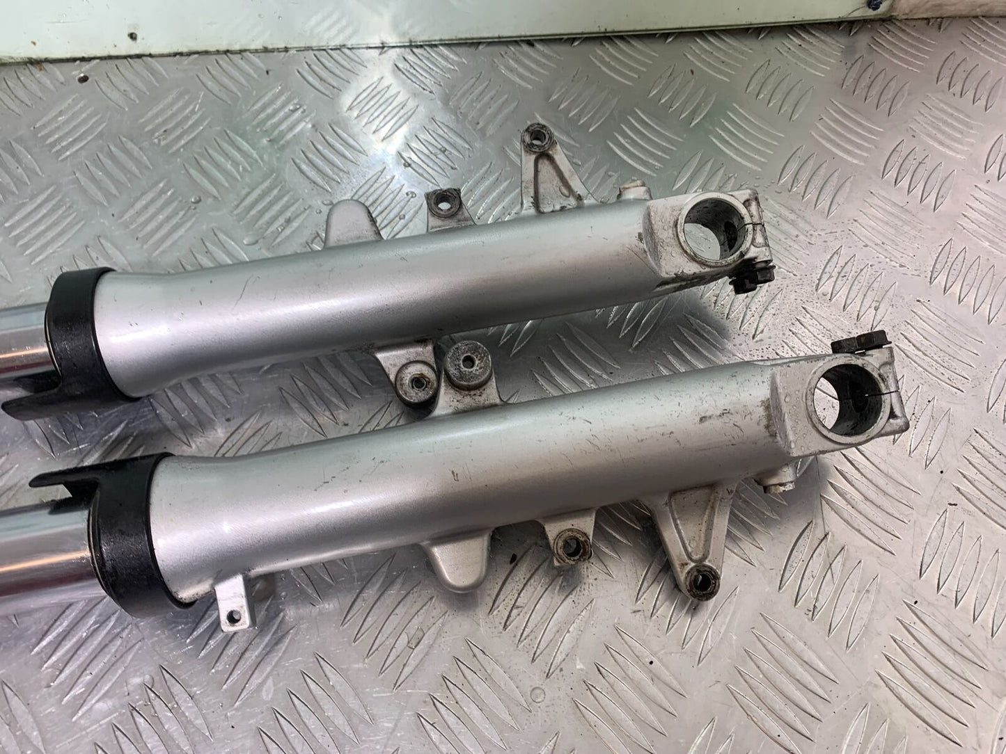 SUZUKI SV1000 SV 1000 K4 FORKS   YEAR 2003-2007 (CMB1042)