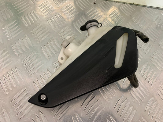TRIUMPH TIGER 800 XCX COOLANT BOTTLE   YEAR 2015-2017  (STOCK 966)