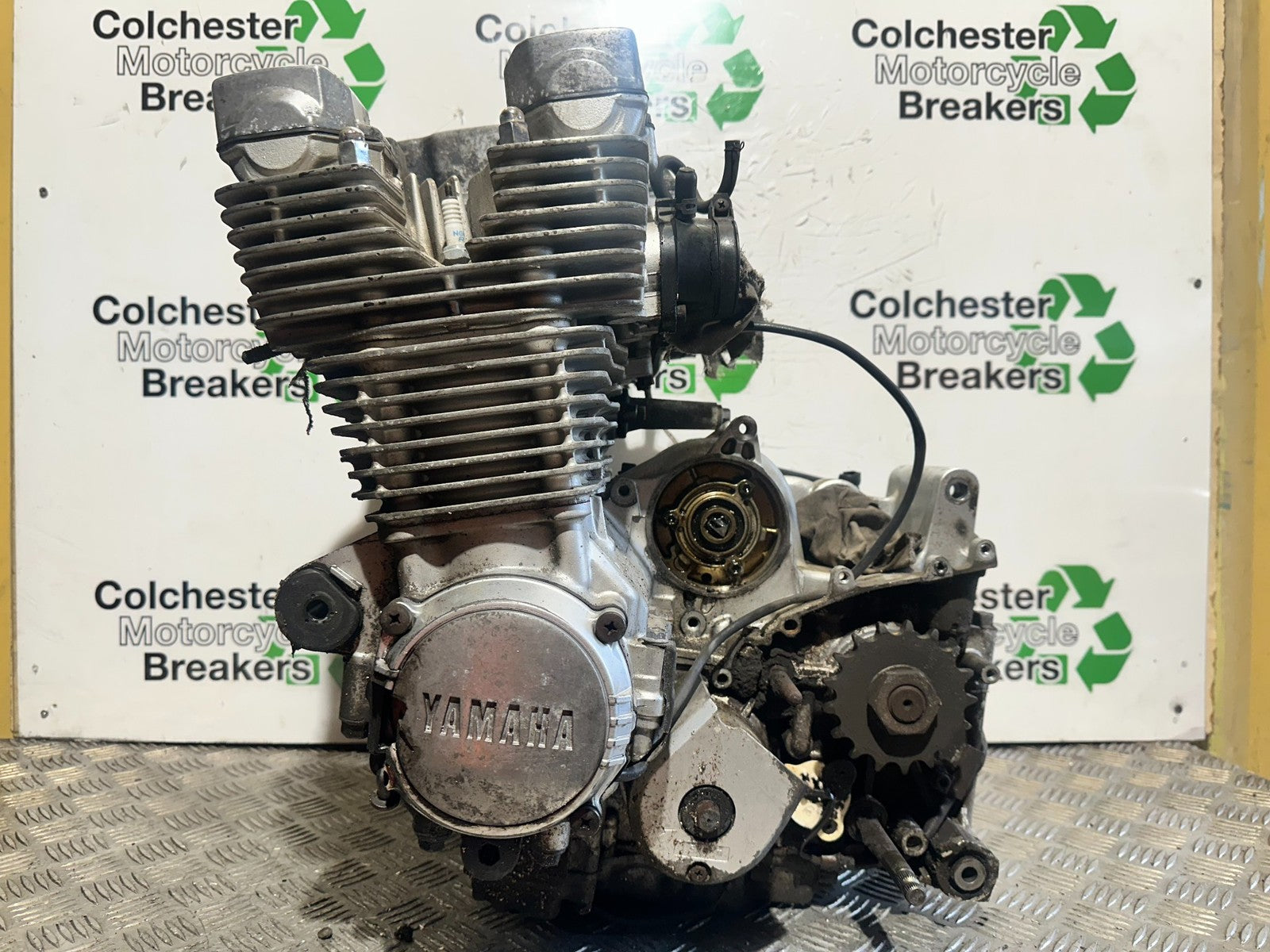 YAMAHA XJR1300 XJR 1300 ENGINE YEAR 1999-2003 (CMB1119)