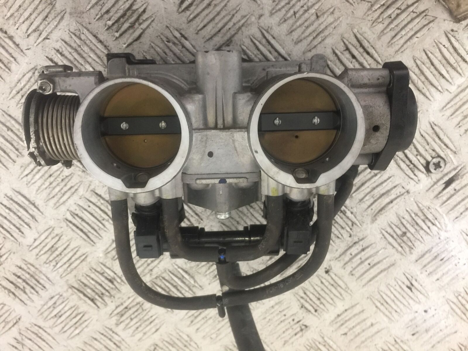HONDA CRF1000 AFRICA TWIN THROTLE BODIES  YEAR 2016-2019 (STOCK 695)