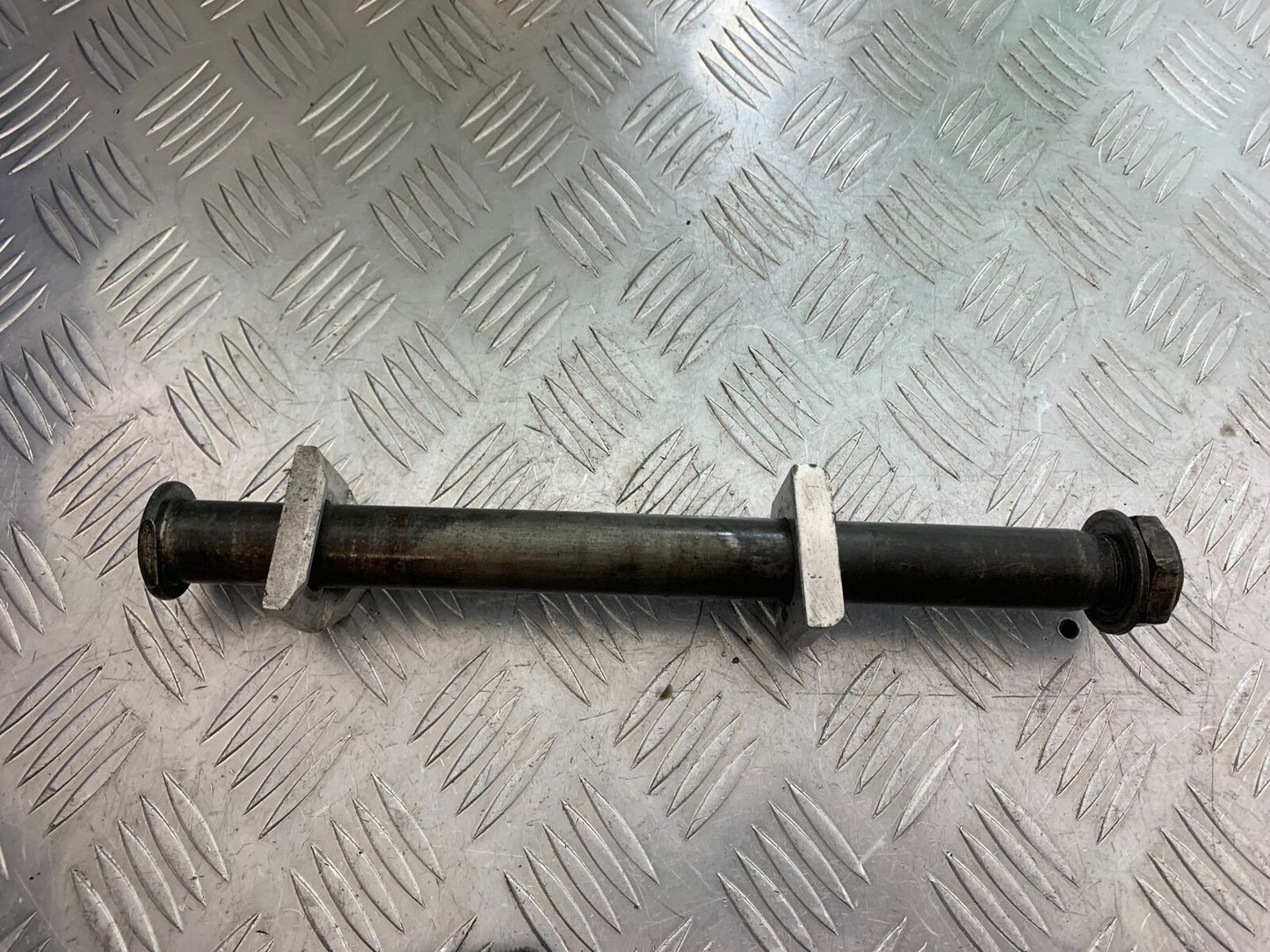 SUZUKI SV1000 SV 1000 K3 REAR WHEEL SPINDLE  YEAR 2003-2006 (CMB1111)