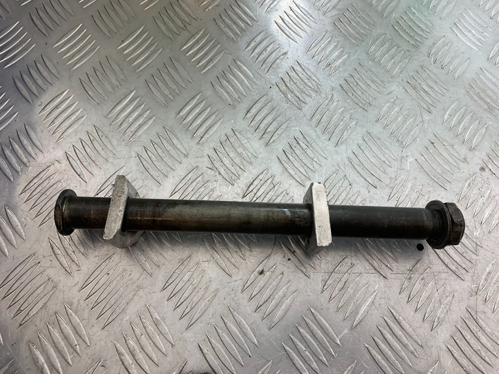 SUZUKI SV1000 SV 1000 K3 REAR WHEEL SPINDLE  YEAR 2003-2006 (CMB1111)