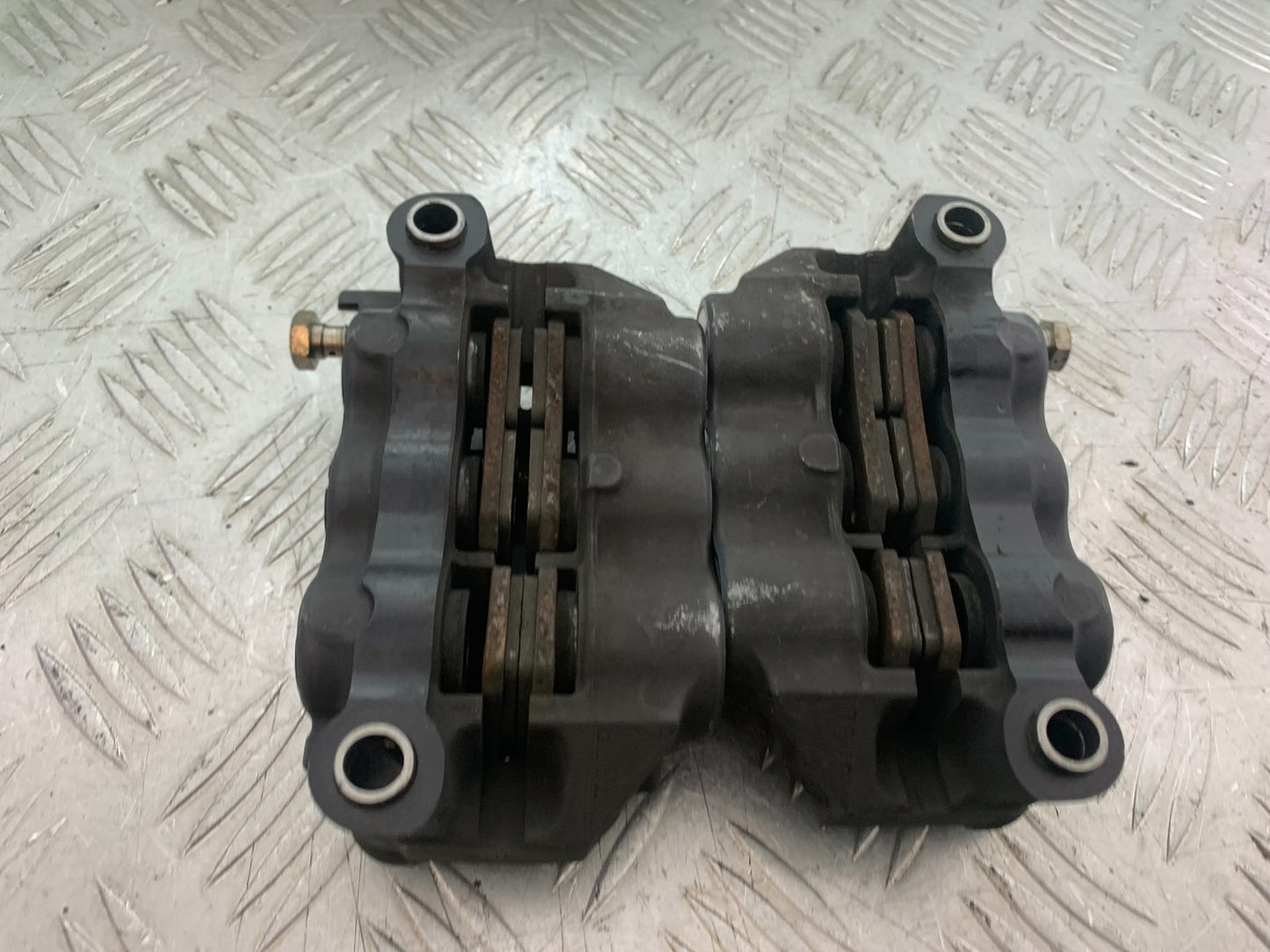 YAMAHA YZF R1 4C8 FRONT BRAKE CALIPERS   YEAR 2007-2008 (CMB1237)