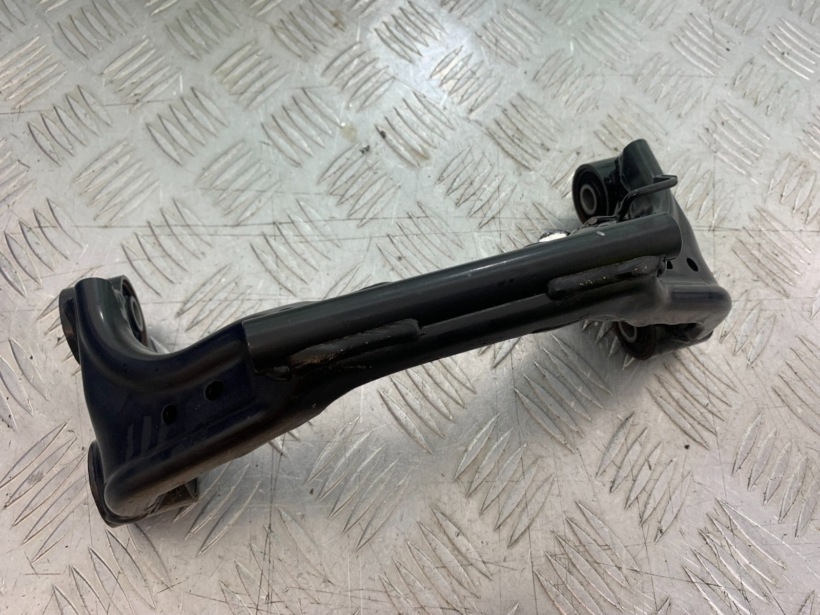 YAMAHA XMAX 300 ENGINE BRACKET   YEAR 2017-2020 (CMB1218)