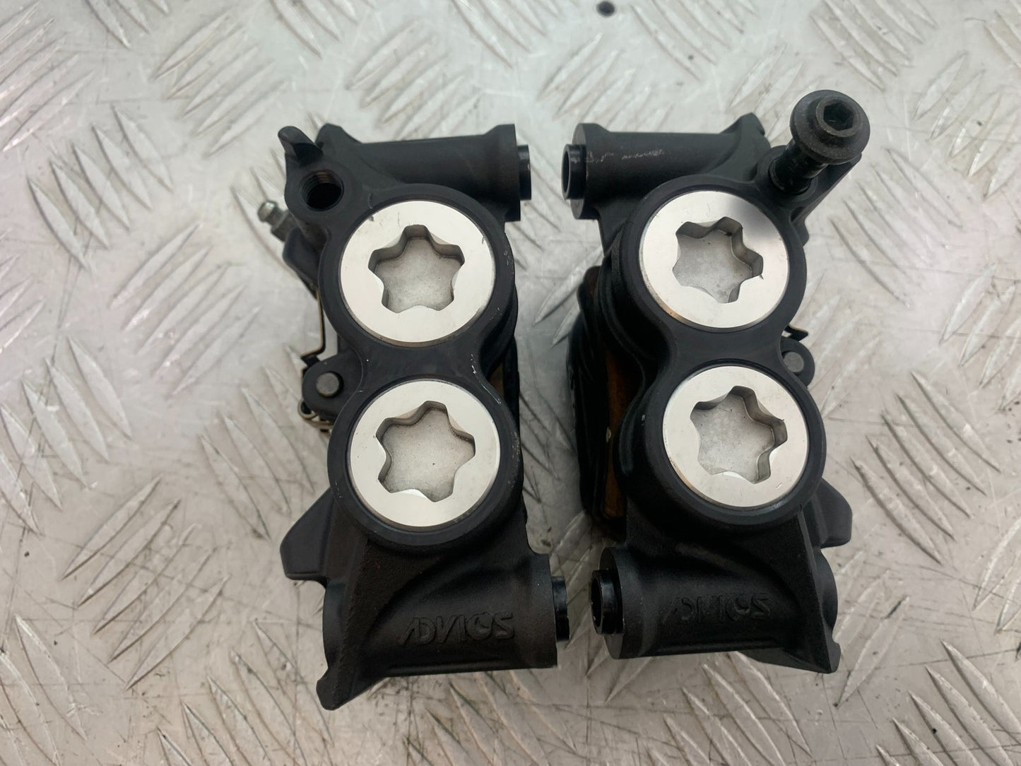 YAMAHA YZF R7 FRONT CALIPERS  YEAR 2022-2025 (CMB1255)