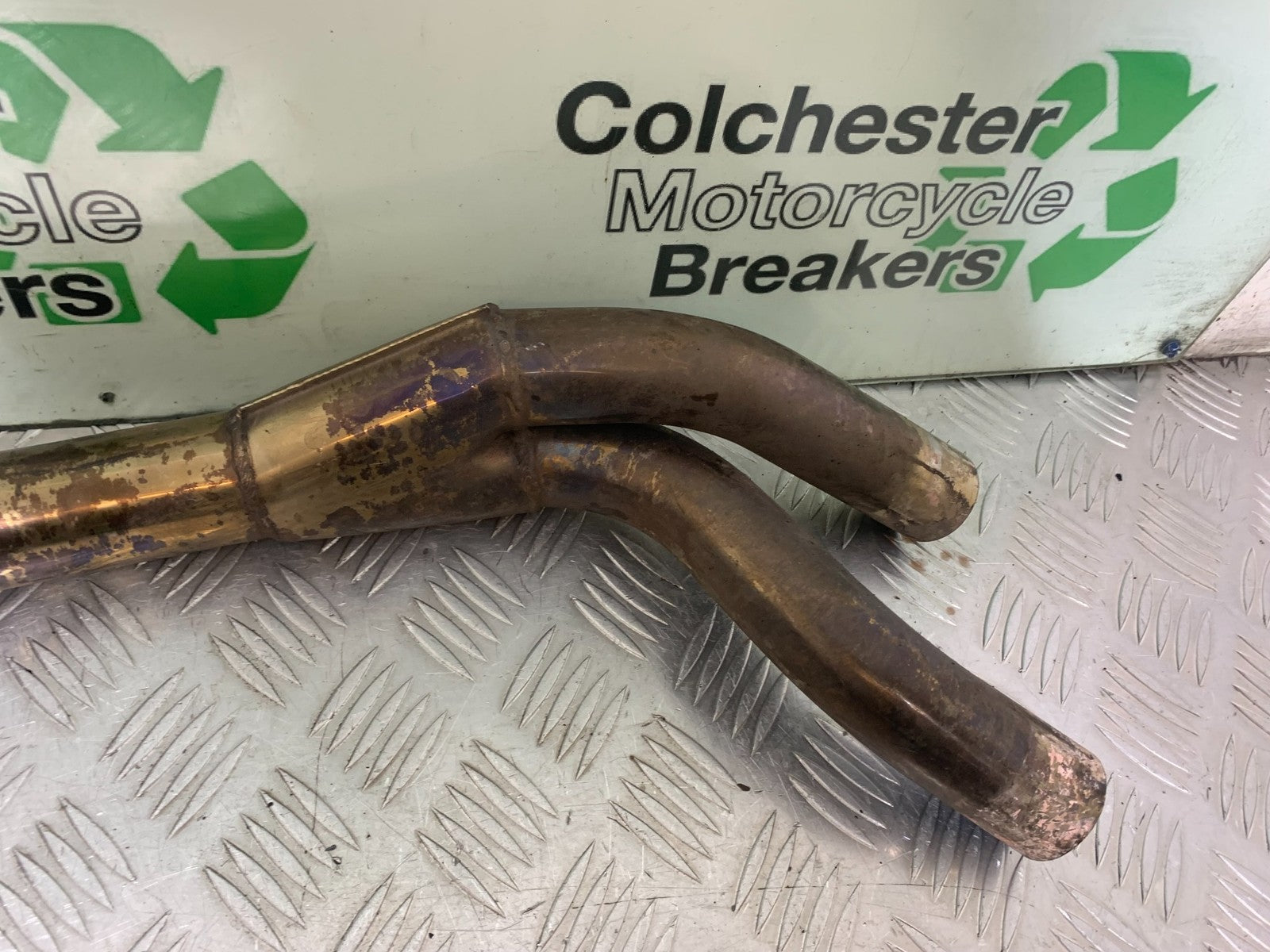 YAMAHA YZF R1 4C8 DELKEVIC CARBON SILENCERS & LINK PIPE  YEAR 2007-08 (CMB1237)