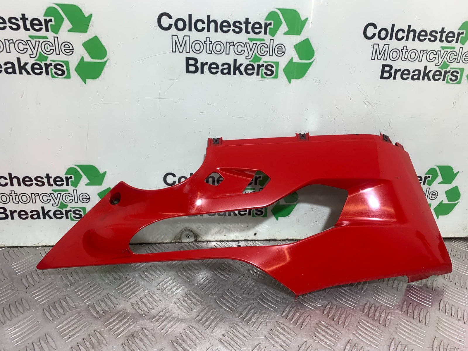 DUCATI 1299 PANIGALE LEFT LOWER FAIRING PANEL YEAR 2016 (CMB 1187)