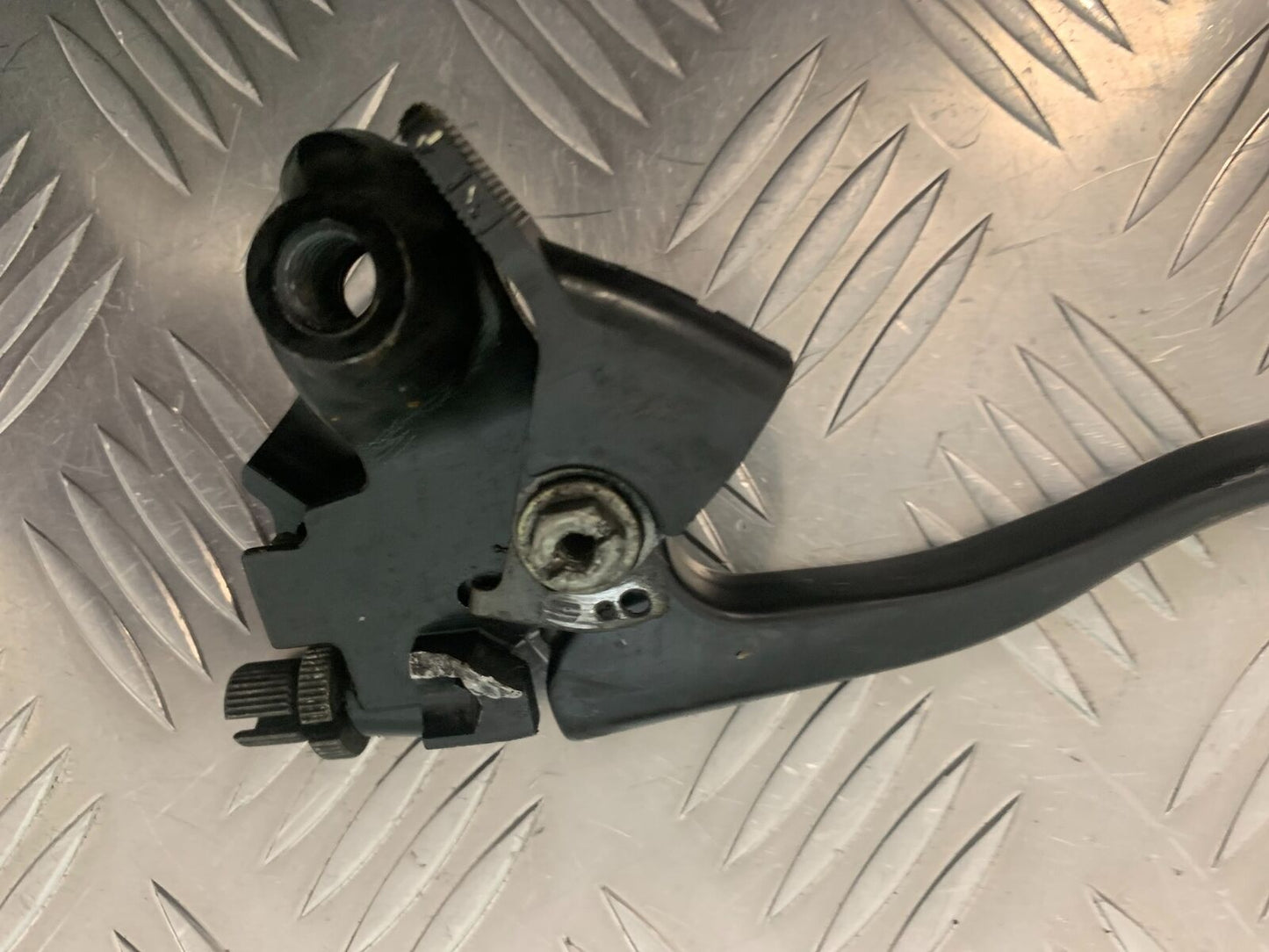 HONDA XL650 V TRANSALP CLUTCH LEVER AND BRACKET YEAR 2001-2006 (STOCK 975)