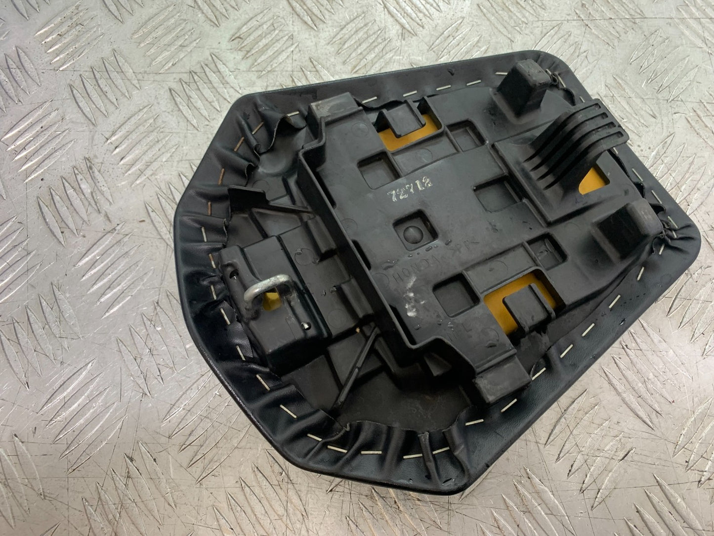 HONDA CBR1000 rr FIREBLADE REAR SEAT  2008-2011 (CMB1253)