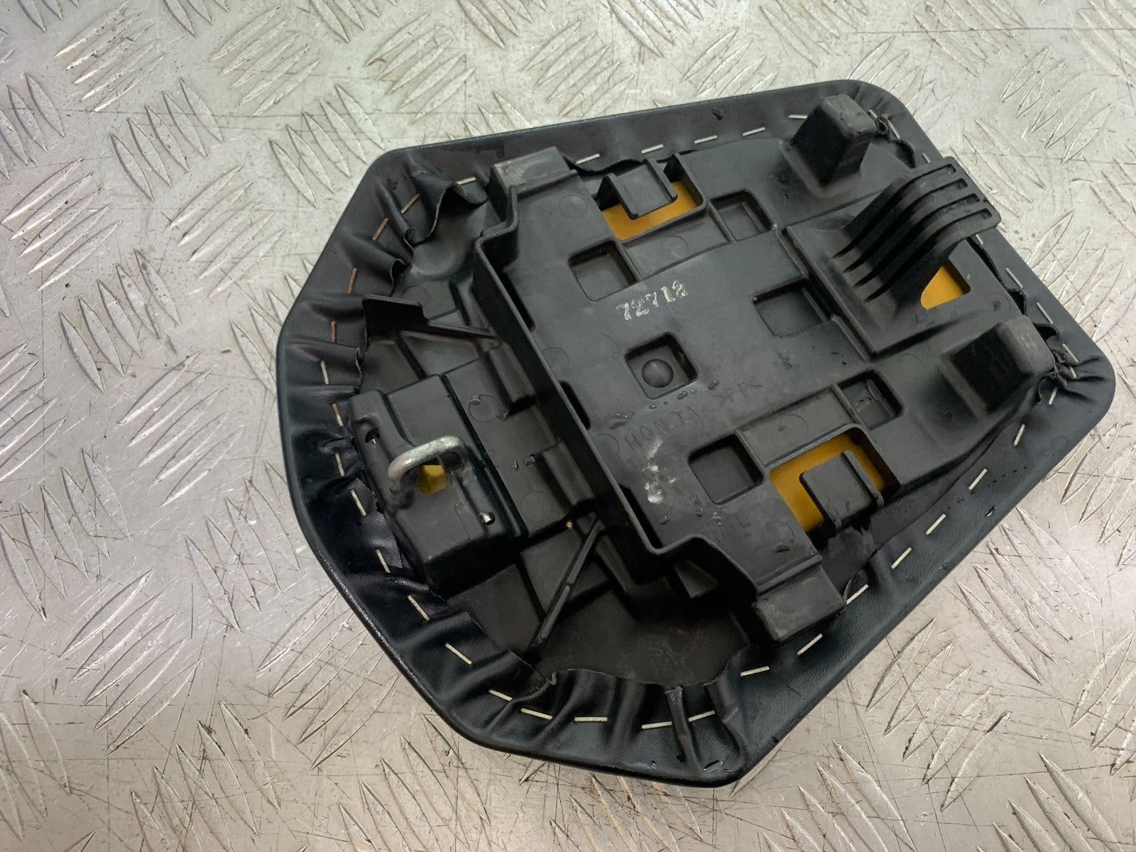 HONDA CBR1000 rr FIREBLADE REAR SEAT  2008-2011 (CMB1253)