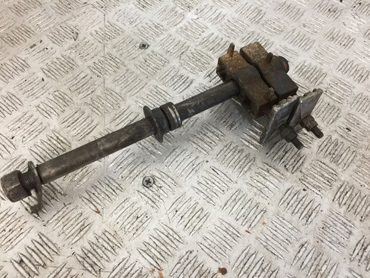 HONDA CBR600 CBR 600 REAR WHEEL SPINDLE  YEAR 1997-98 (STOCK 892)