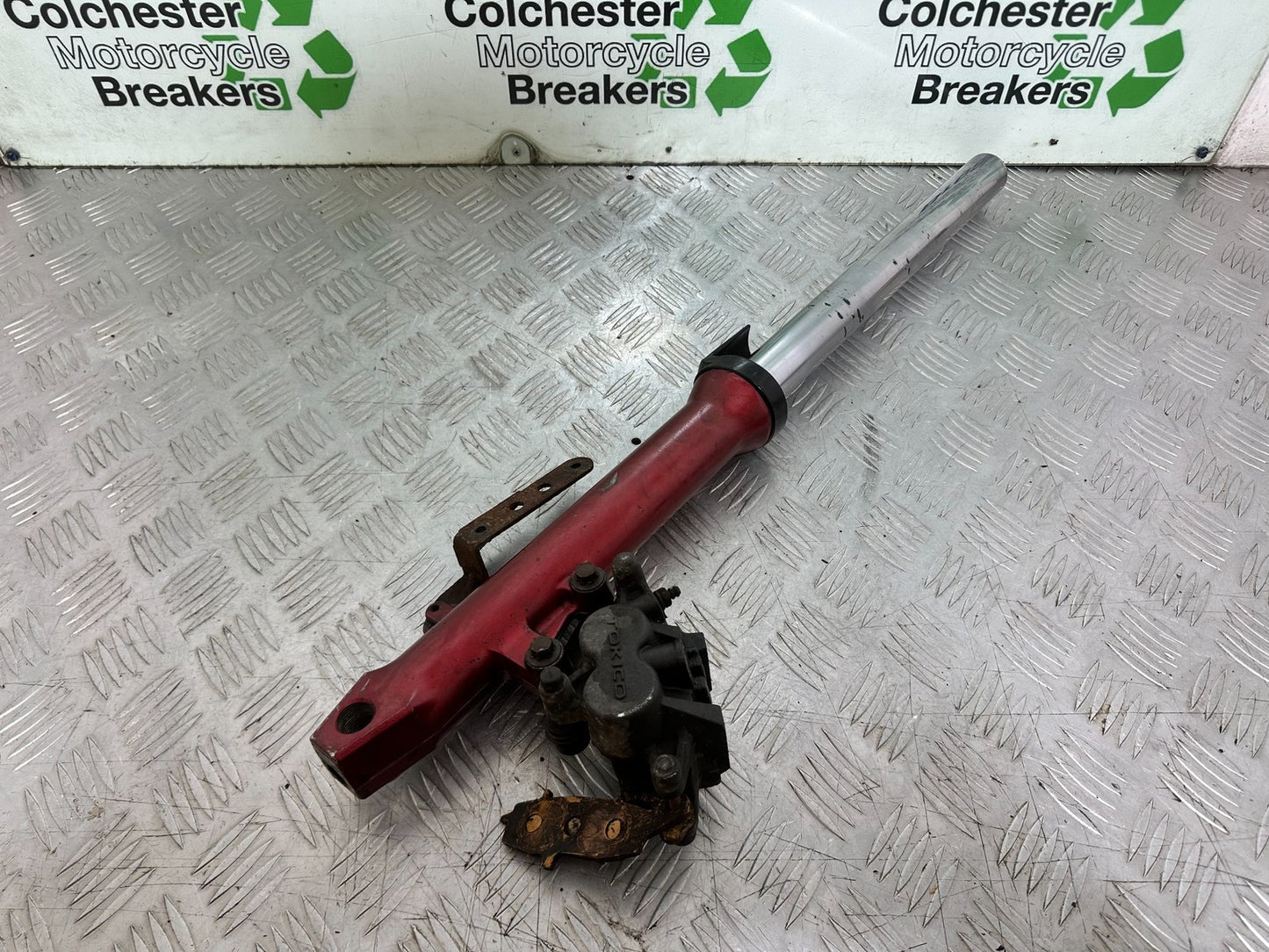 KAWASAKI ER6 F ER6F LEFT FORK AND CALIPER (PARTS ONLY) YEAR 2005-2008 (CMB1178)