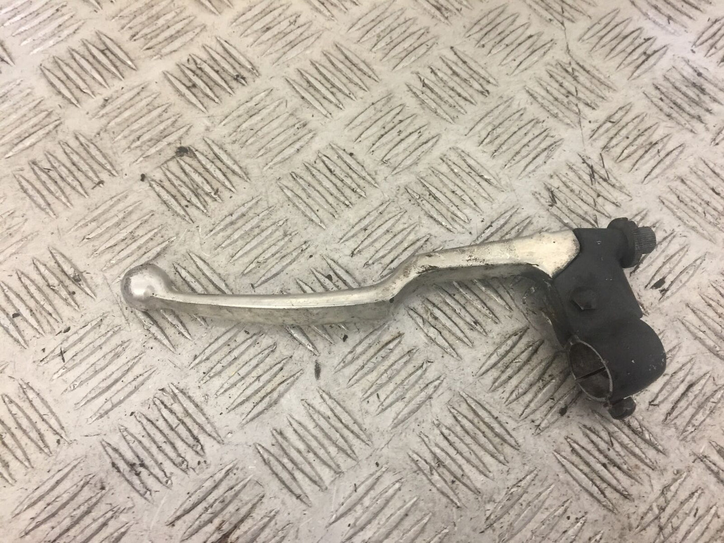 SUZUKI RF600 RF 600 CLUTCH LEVER AND BRACKET  YEAR 1996 (STOCK 679)