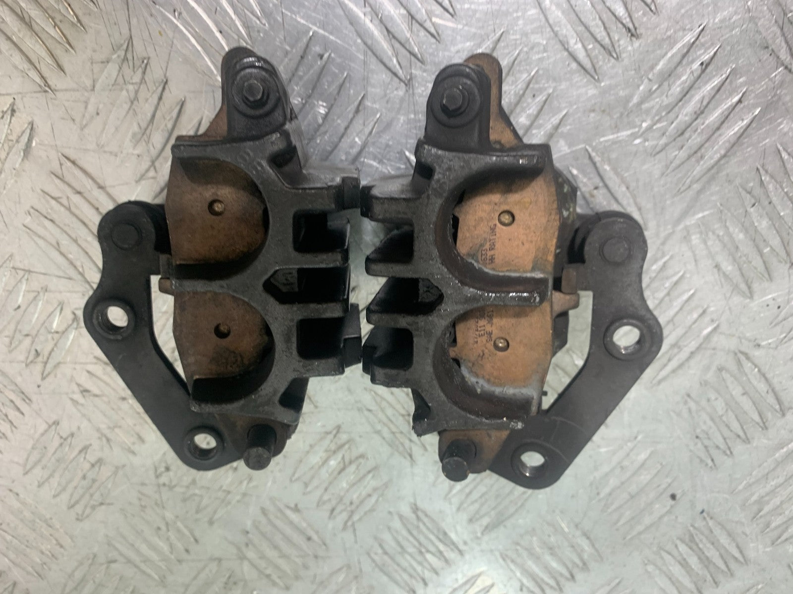 SUZUKI GSX750 INAZUMA FRONT BRAKE CALIPERS  YEAR 1998-2003 (CMB1308)