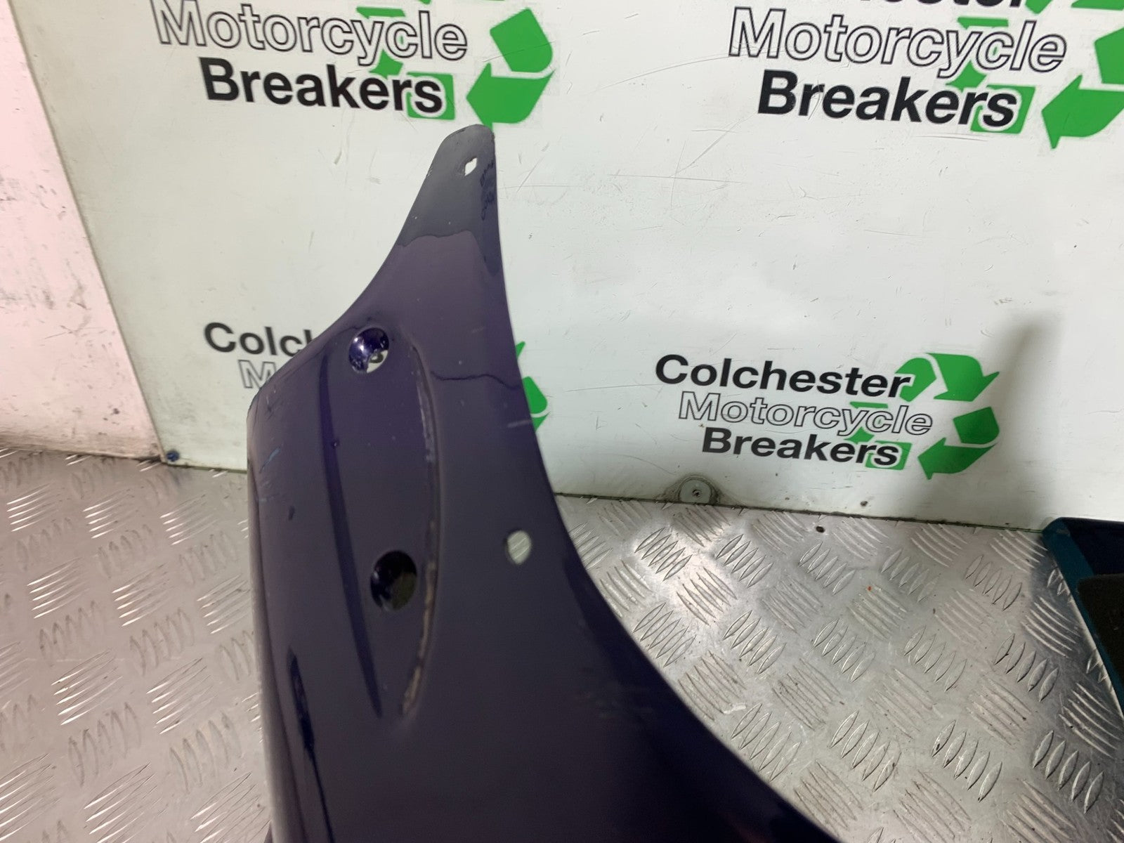 KAWASAKI ZZR1100 D TOP FAIRING PANEL (DAMAGED)  YEAR 1993-2001 (CMB1189)