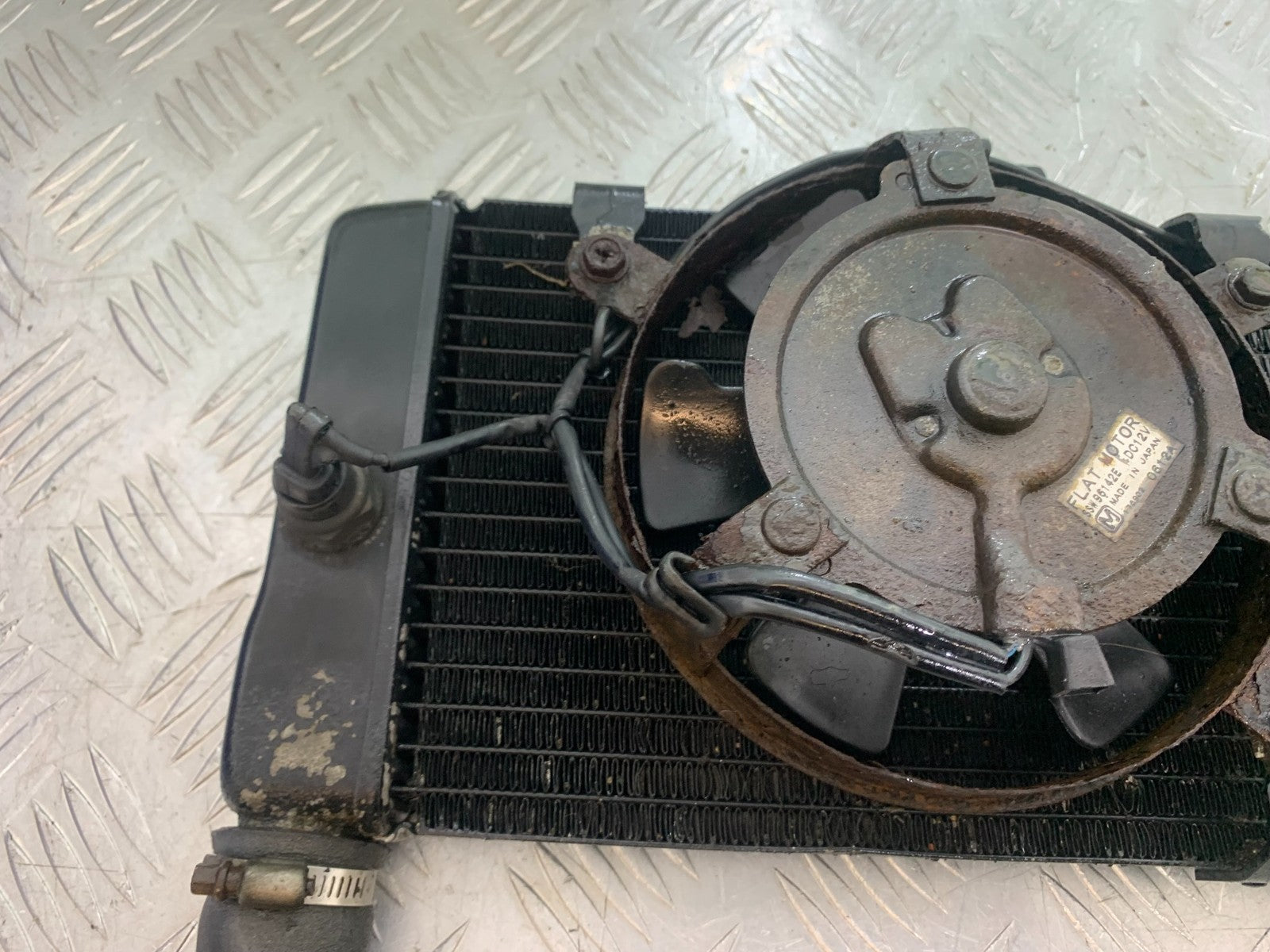 HONDA NT650 V DEAUVILLE RADIATOR AND FAN  YEAR 1999 (CMB1268)