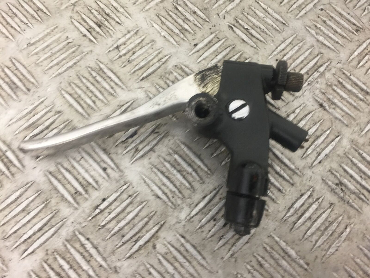 HONDA NC700 NC 700 CLUTCH LEVER  YEAR 2012 STOCK 437