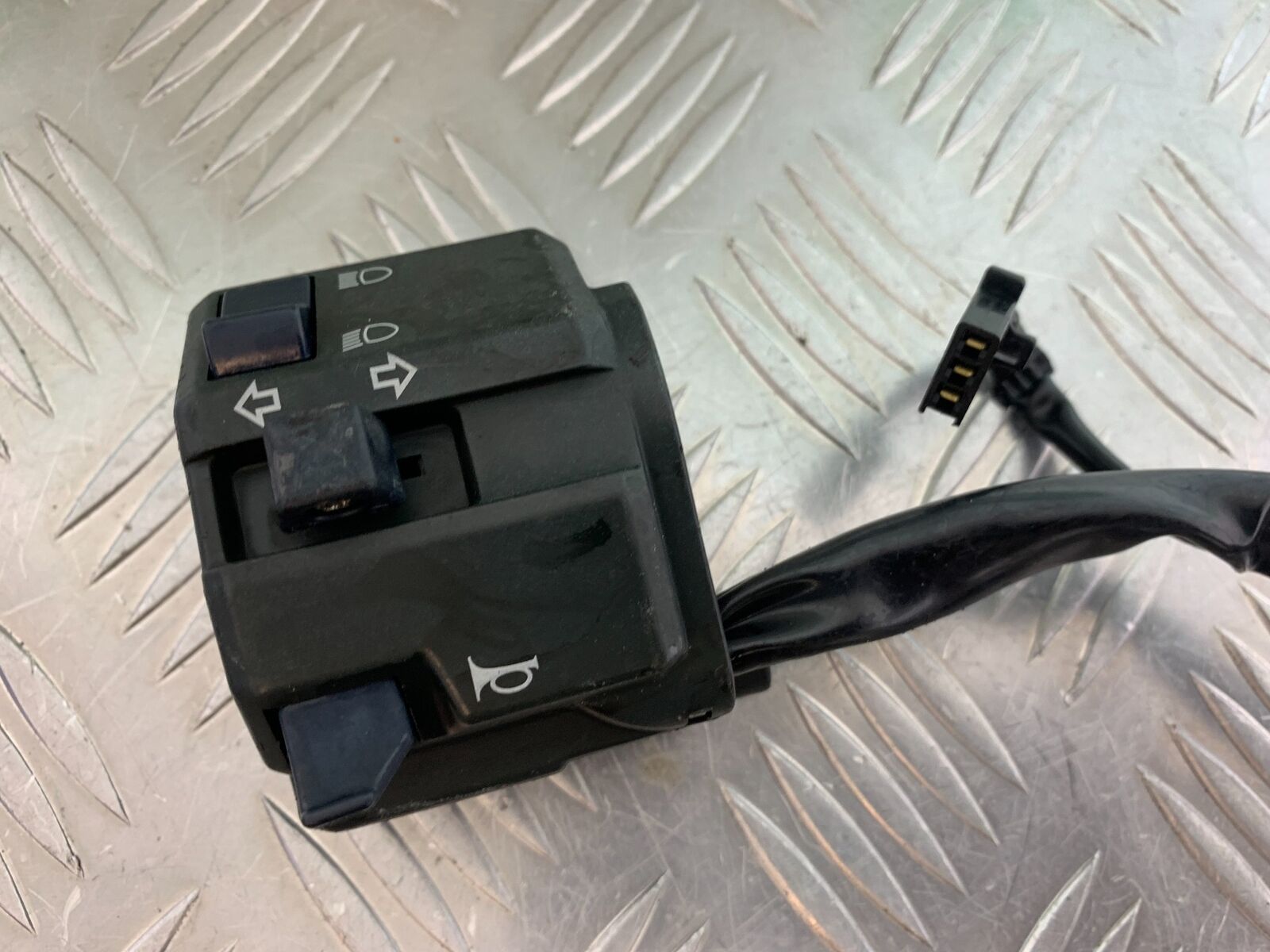 KAWASAKI ER5 ER 5 LEFT SWITCH GEAR YEAR 1997-2007 (CMB1003)