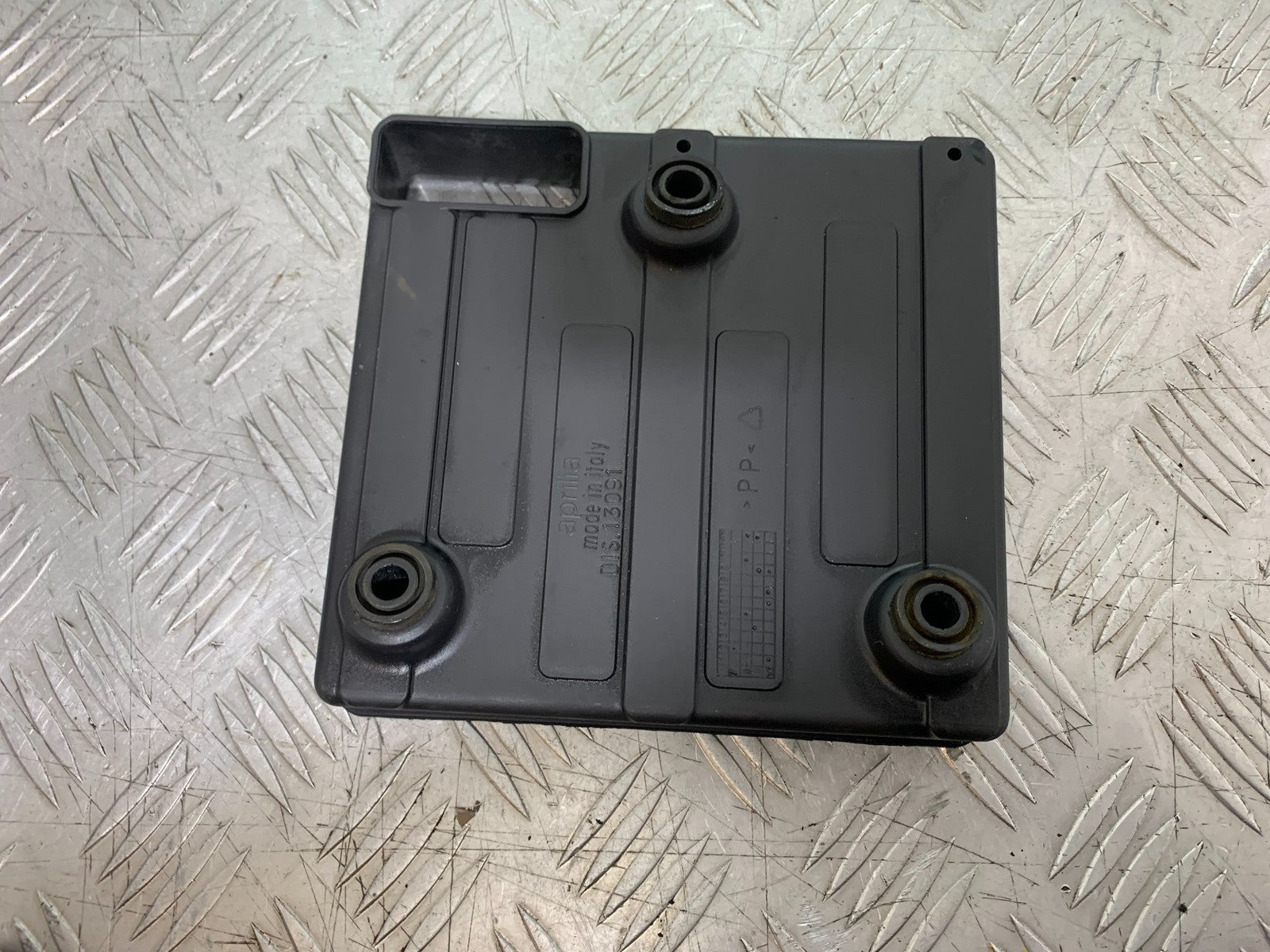APRILIA RSV1000 RSV 1000 MILLE BATTERY BOX 1998- 2003 (CMB1184)