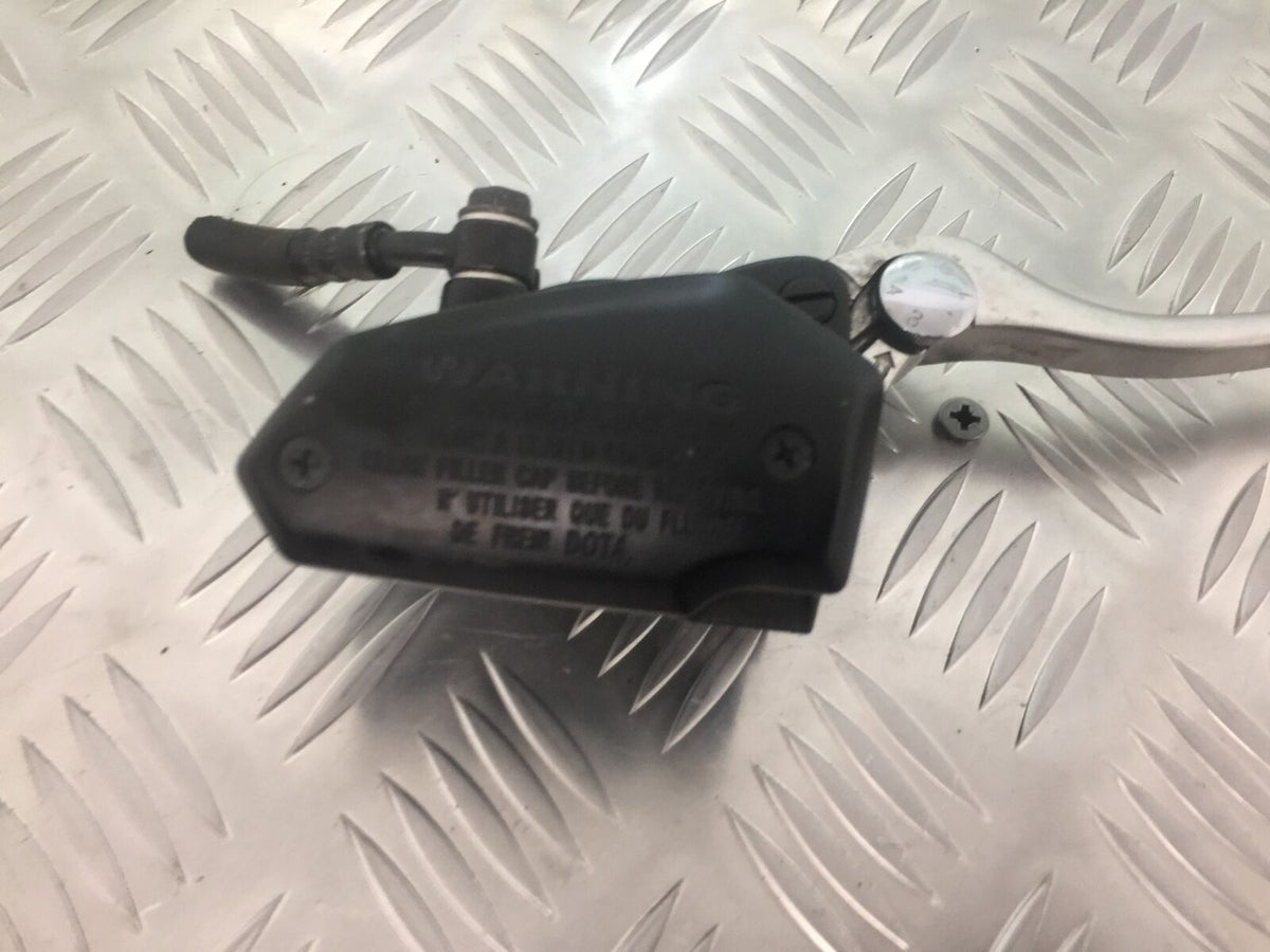 KAWASAKI VERSYS 1000 KLZ 1000 FRONT MASTER CYLINDER  YEAR  2015-2018 (STOCK 912)