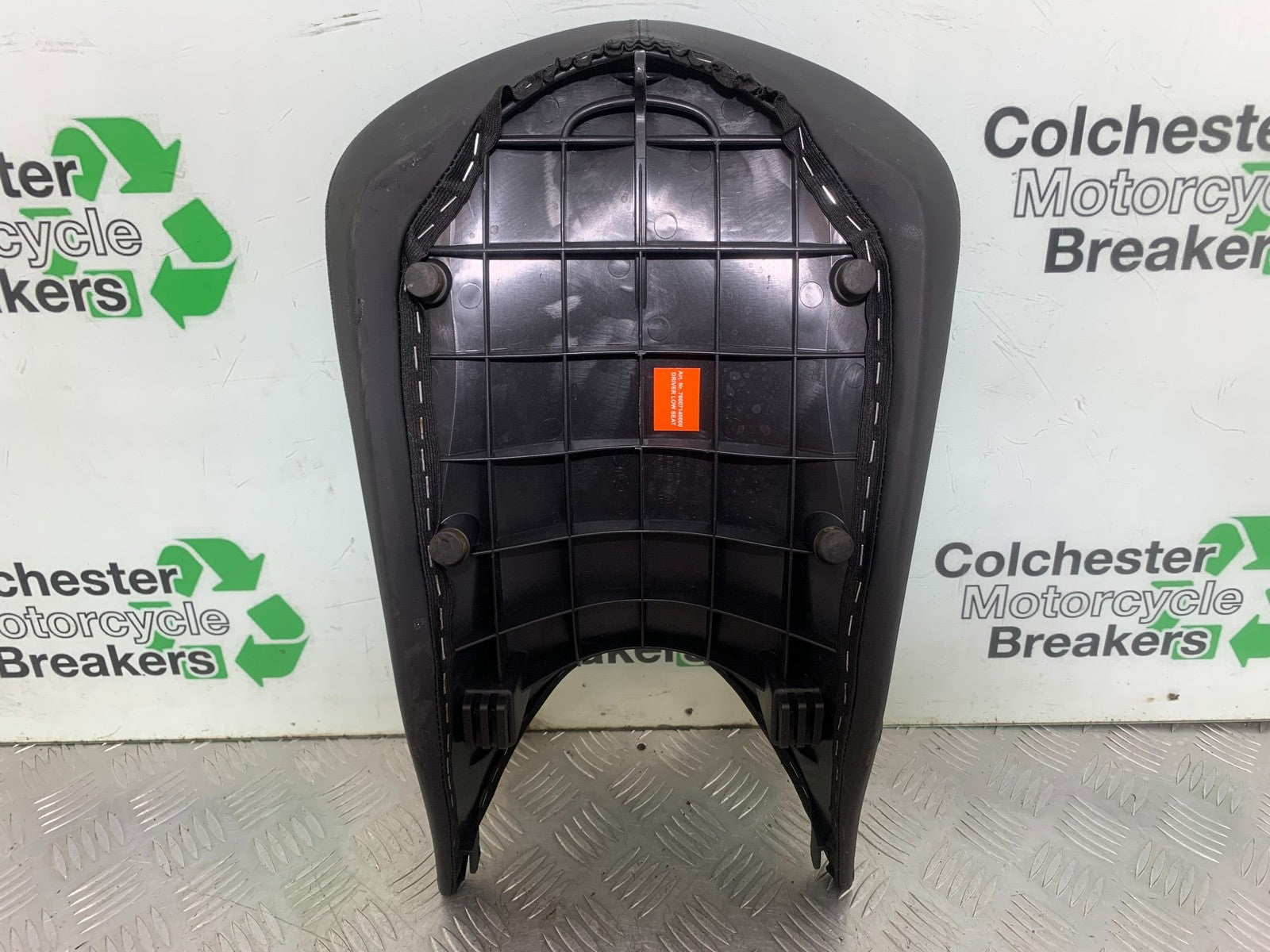 KTM 690 DUKE R LC4 FRONT RIDER SEAT YEAR 2012-2015  (CMB1180)