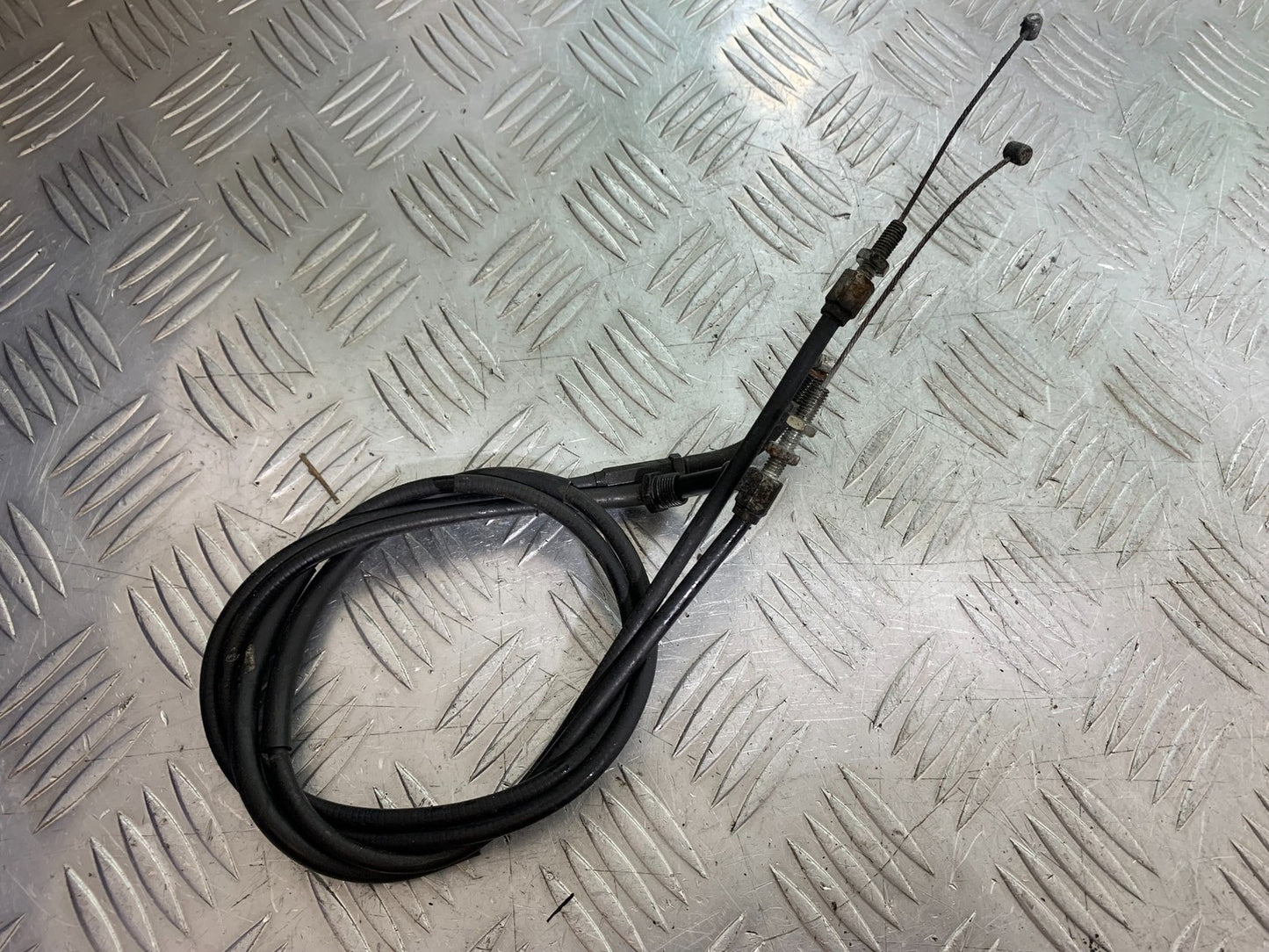 HONDA VFR800 VFR 800 V-TEC THROTTLE CABLES YEAR 2002 -09 (CMB1296)