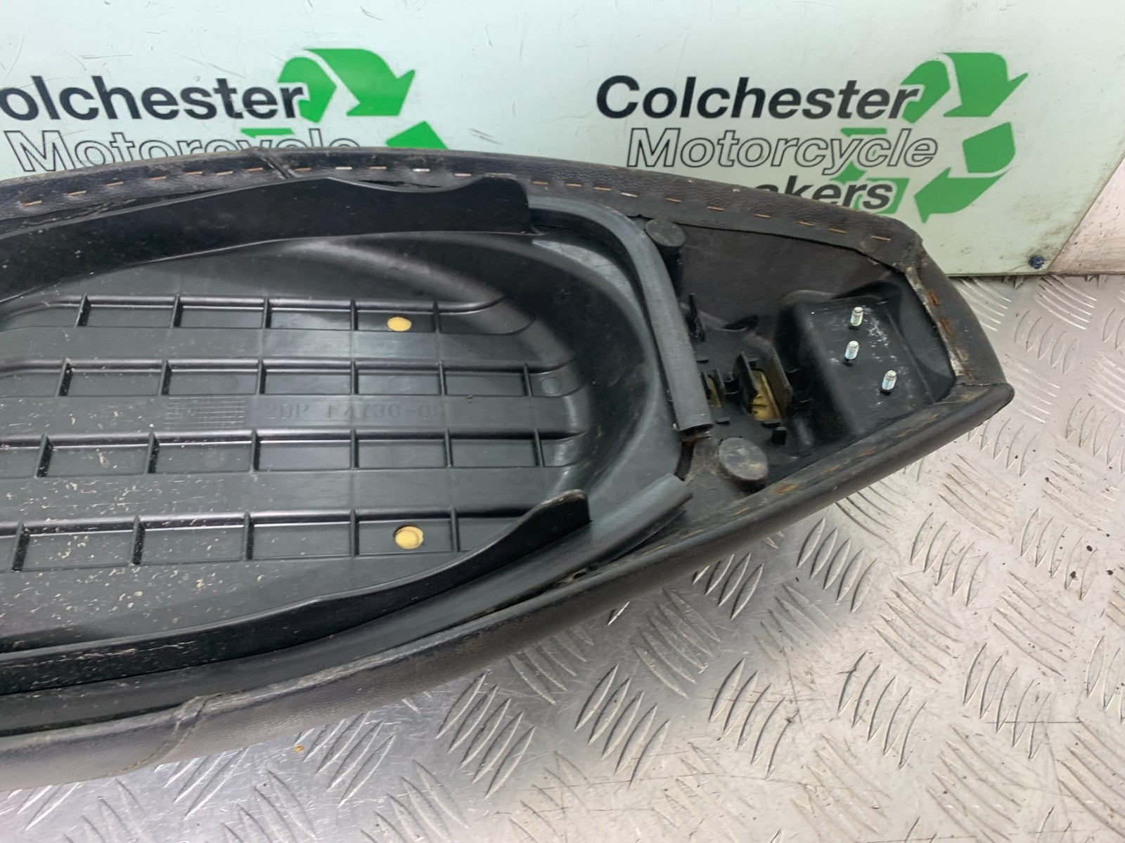 YAMAHA XMAX 125 XMAX-125 SEAT  YEAR 2015-2020  (CMB1266)