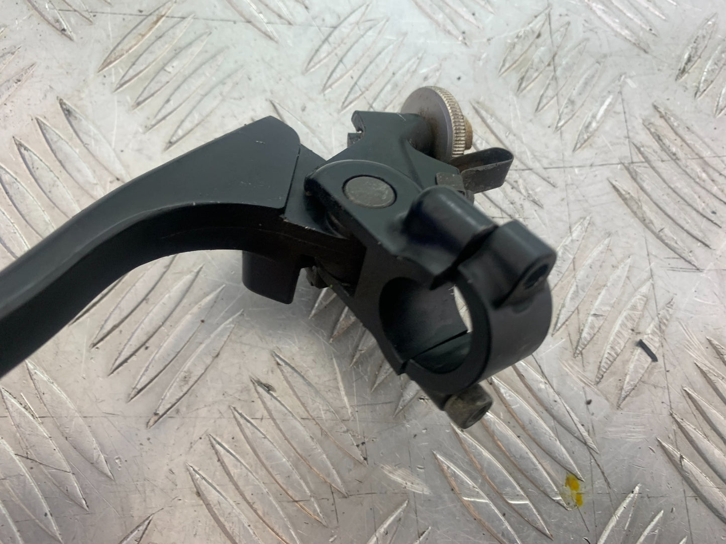 KAWASAKI ZX6R ZX6 R P7F P8F CLUTCH LEVER AND BRACKET YEAR 2007-08 (CMB1165)