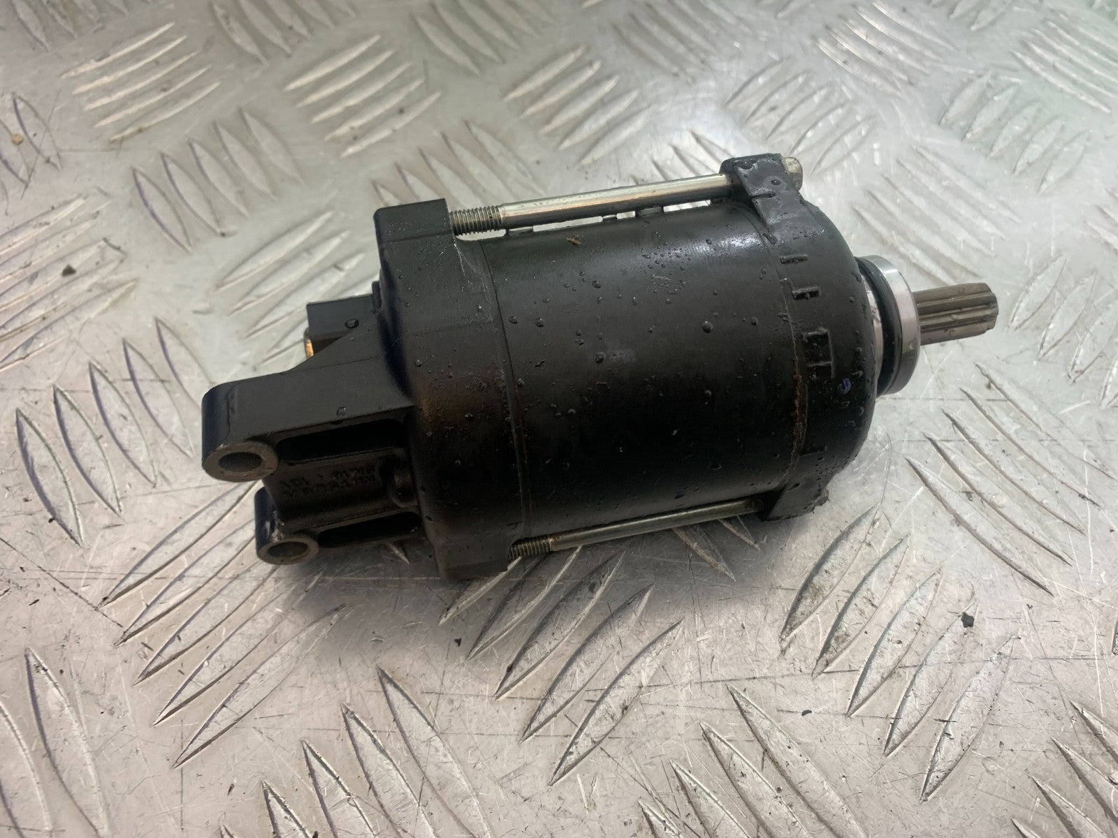 YAMAHA YZF R7 STARTER MOTOR  YEAR 2022-2025 (CMB1255)