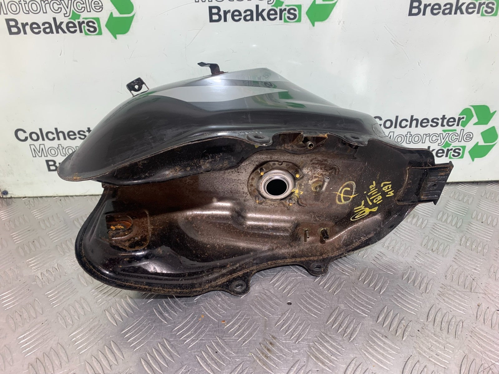 HONDA CBF125 CBF 125 PETROL TANK YEAR 2009-14  (CMB1172)