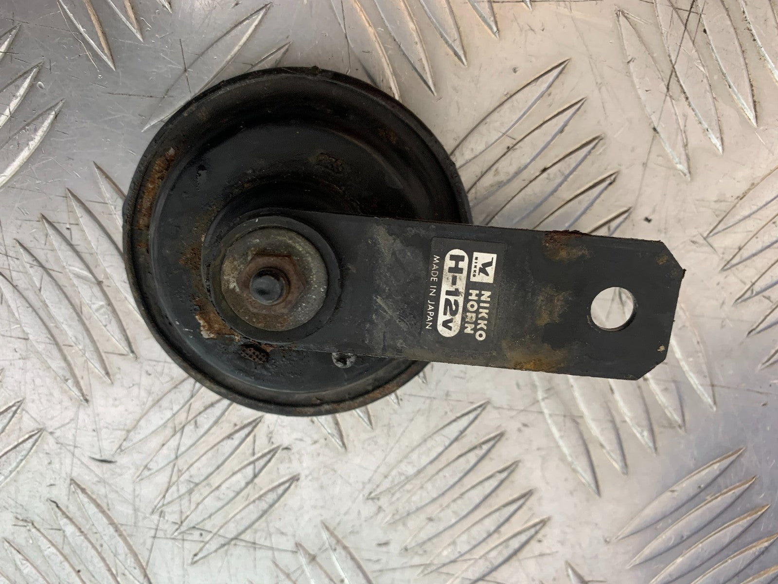 TRIUMPH SPEED TRIPLE R 1050 HORN  2009 (CMB1183)
