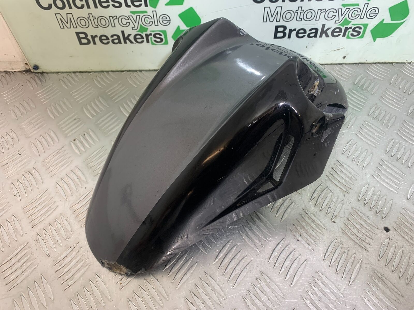 HONDA CBR600 CBR 600 F2 FRONT MUDGUARD   YEAR 1991-1993 (CMB1114)