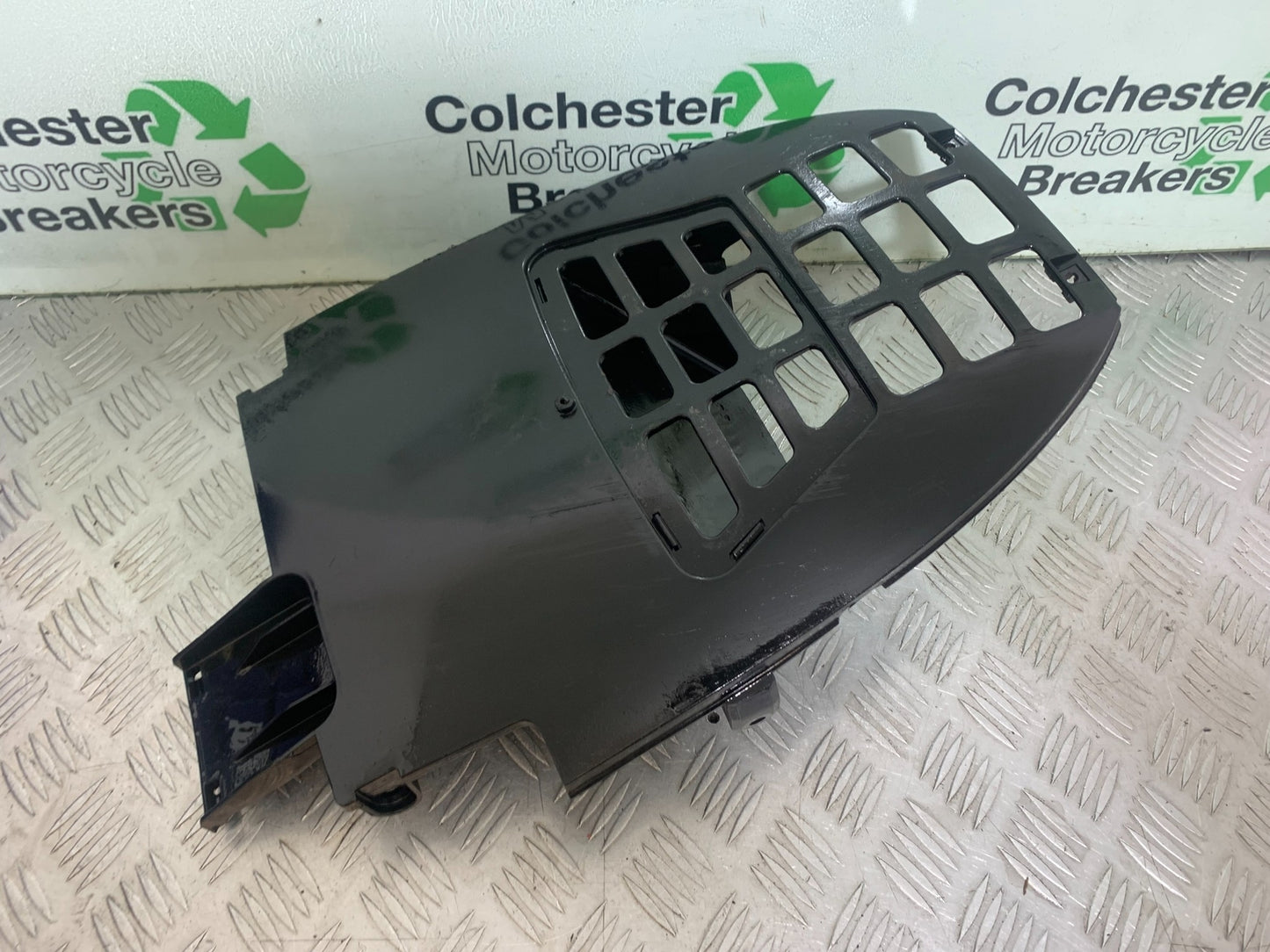 KAWASAKI J125 J125 BELLYPAN YEAR 2016-2020 (CMB1158)