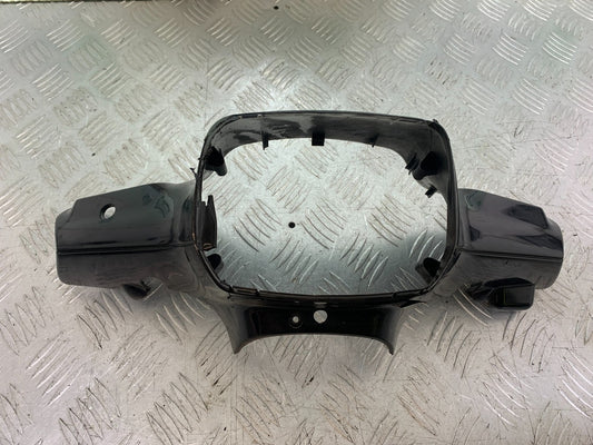 PIAGGIO VESPA LX50 LX S 50 HEADLIGHT SURROUND   YEAR 2007-2016 (CMB1290)