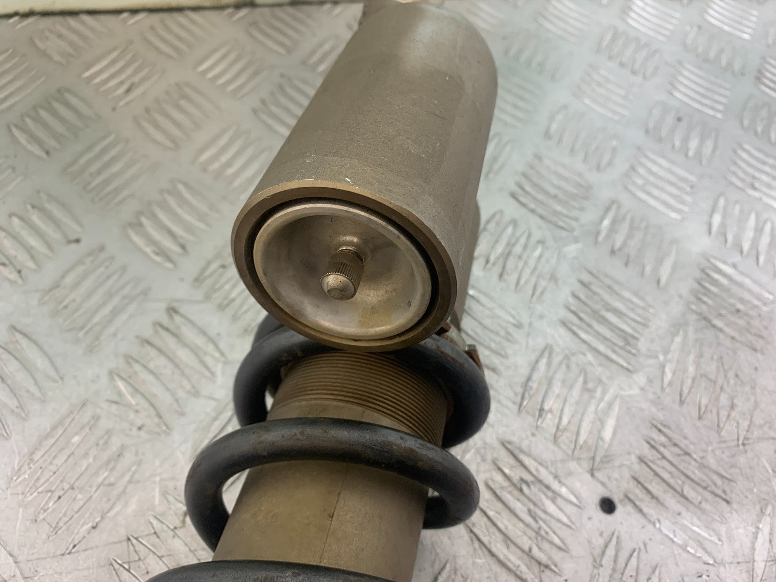 KAWASAKI KXF250 KXF 250 REAR SHOCK YEAR 2006-2008 (CMB1309)