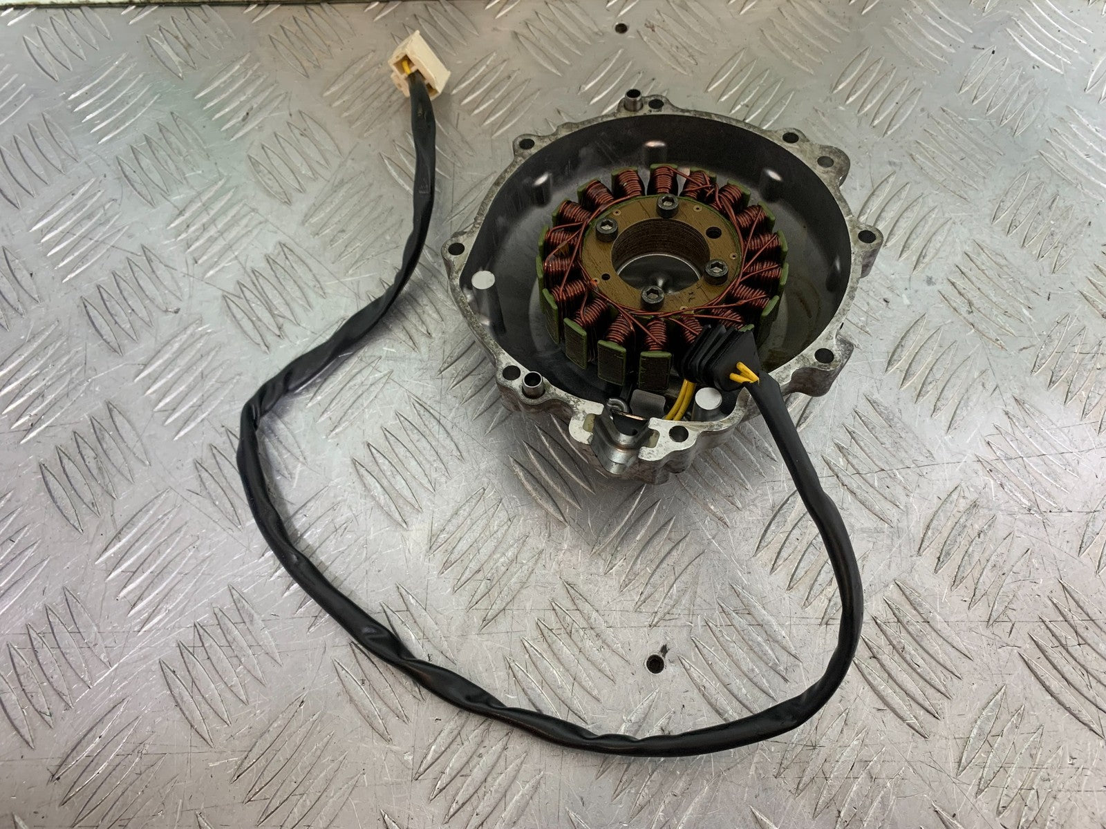 HONDA VFR800 VFR 800 V-TEC GENERATOR  YEAR 2002 -09 (CMB1296)
