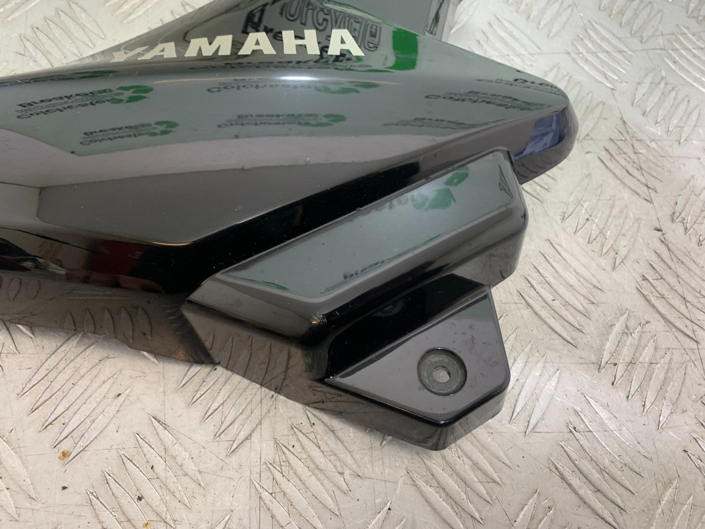 YAMAHA YBR125 YBR 125 RIGHT SIDE PANEL YEAR 2010-2017 (CMB1252)